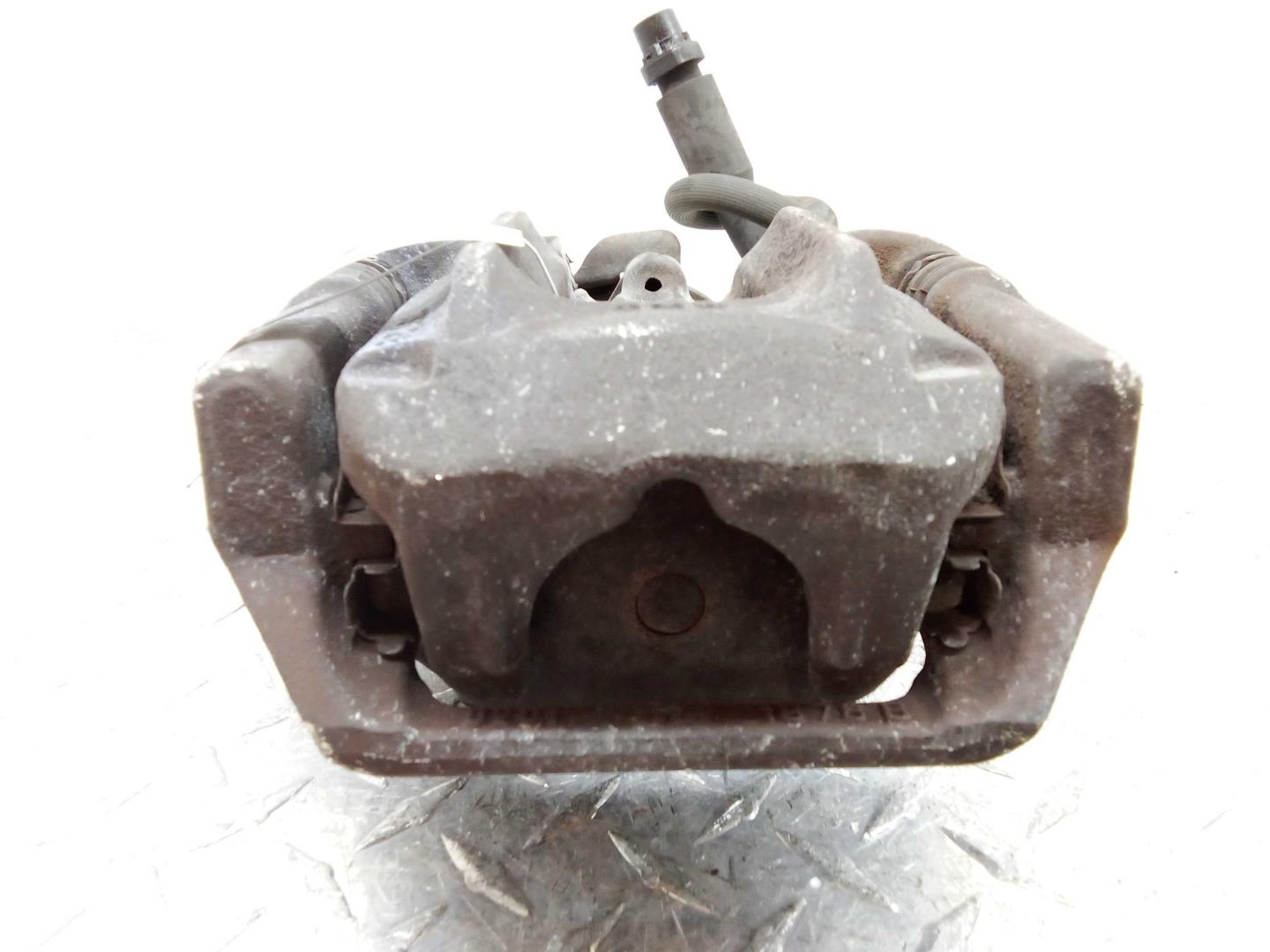 Суппорт задний правый