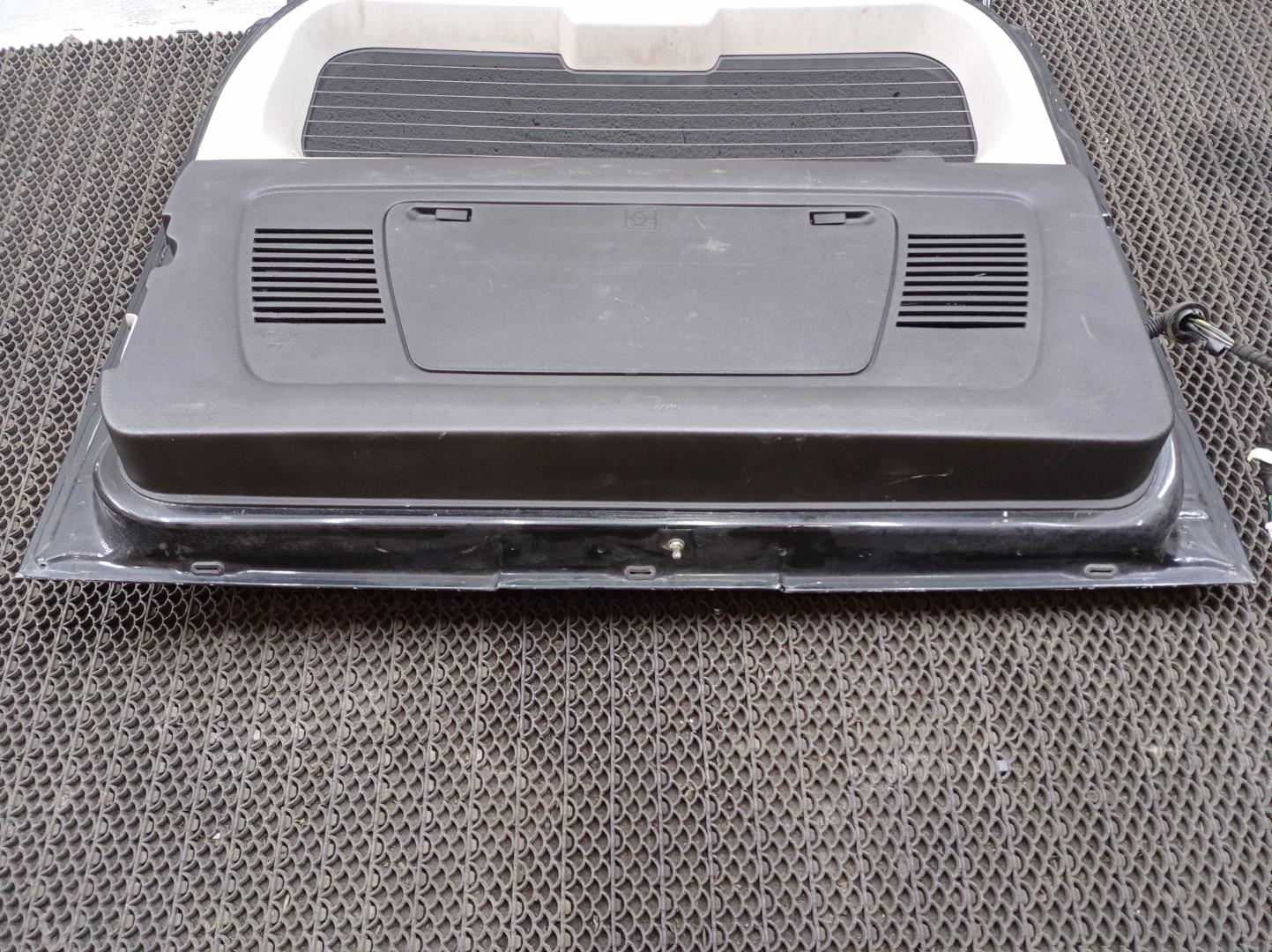 Ручка открывания багажника