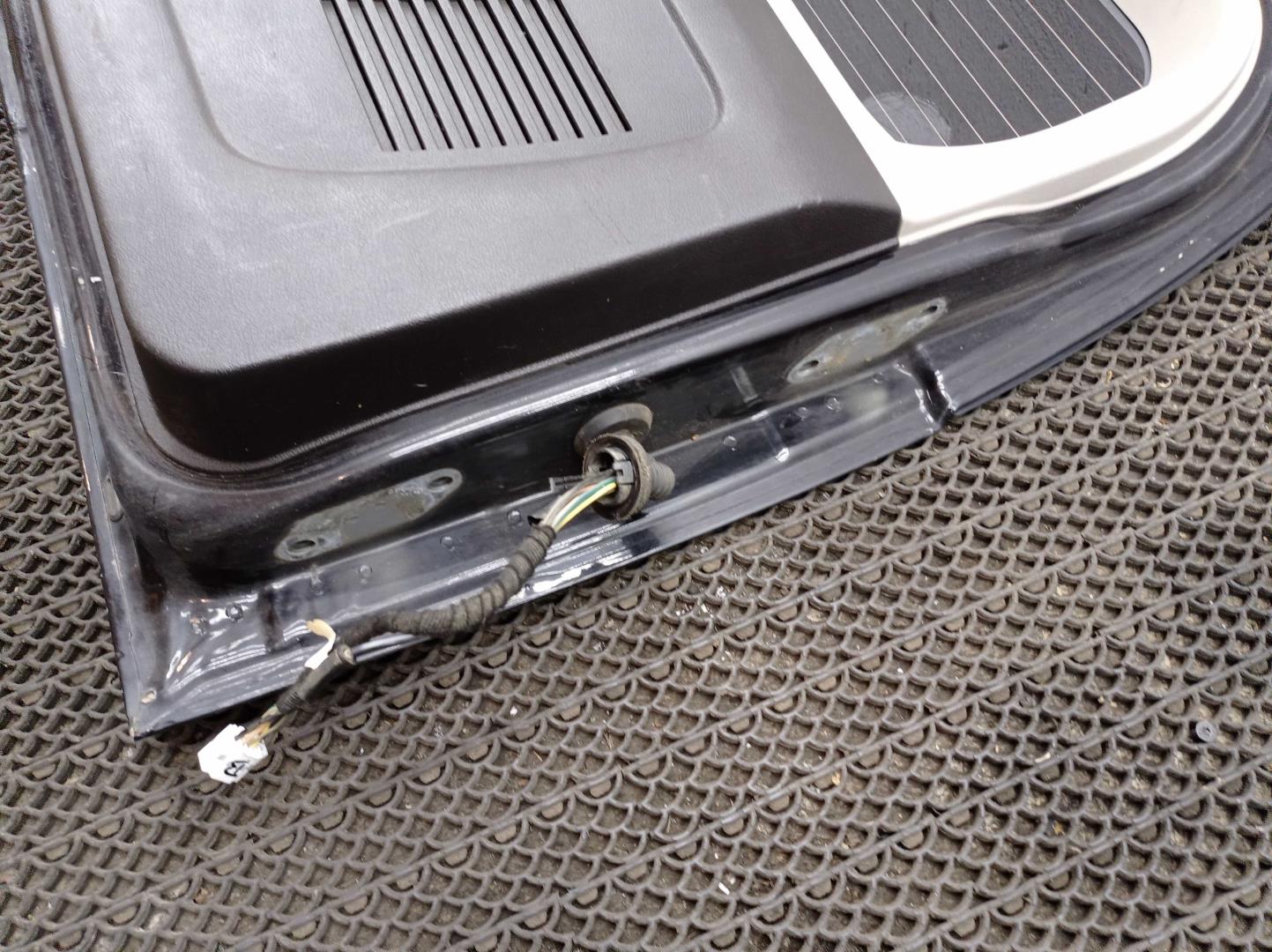 Ручка открывания багажника