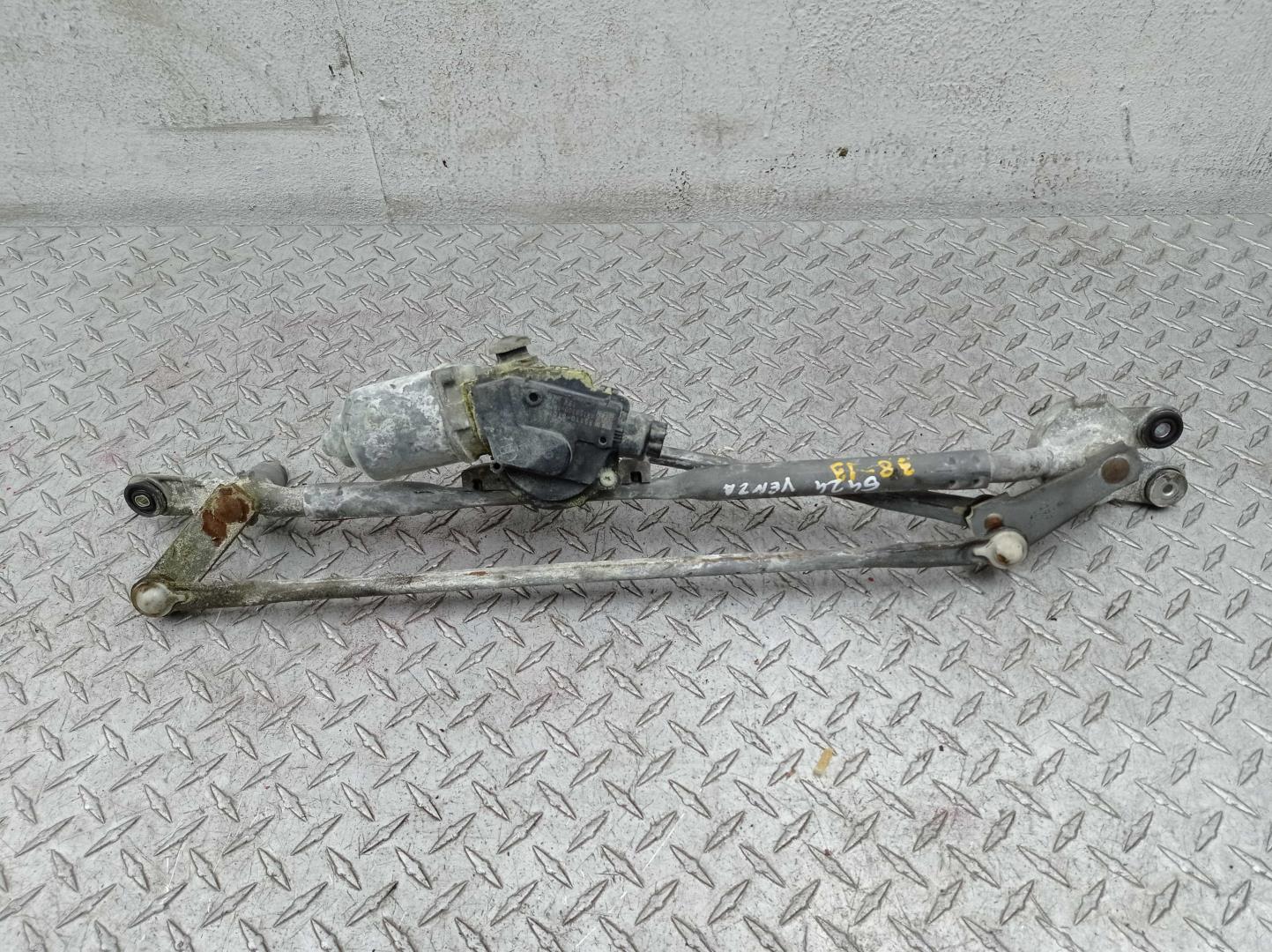 Трапеция стеклоочистителей