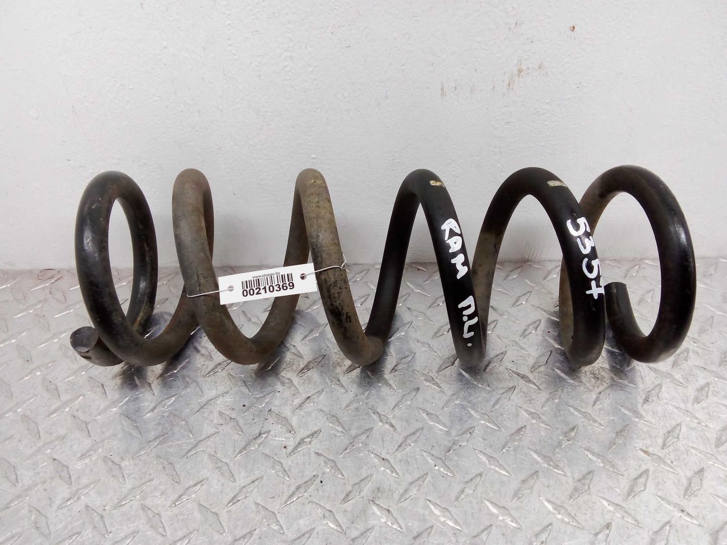 Пружина передняя