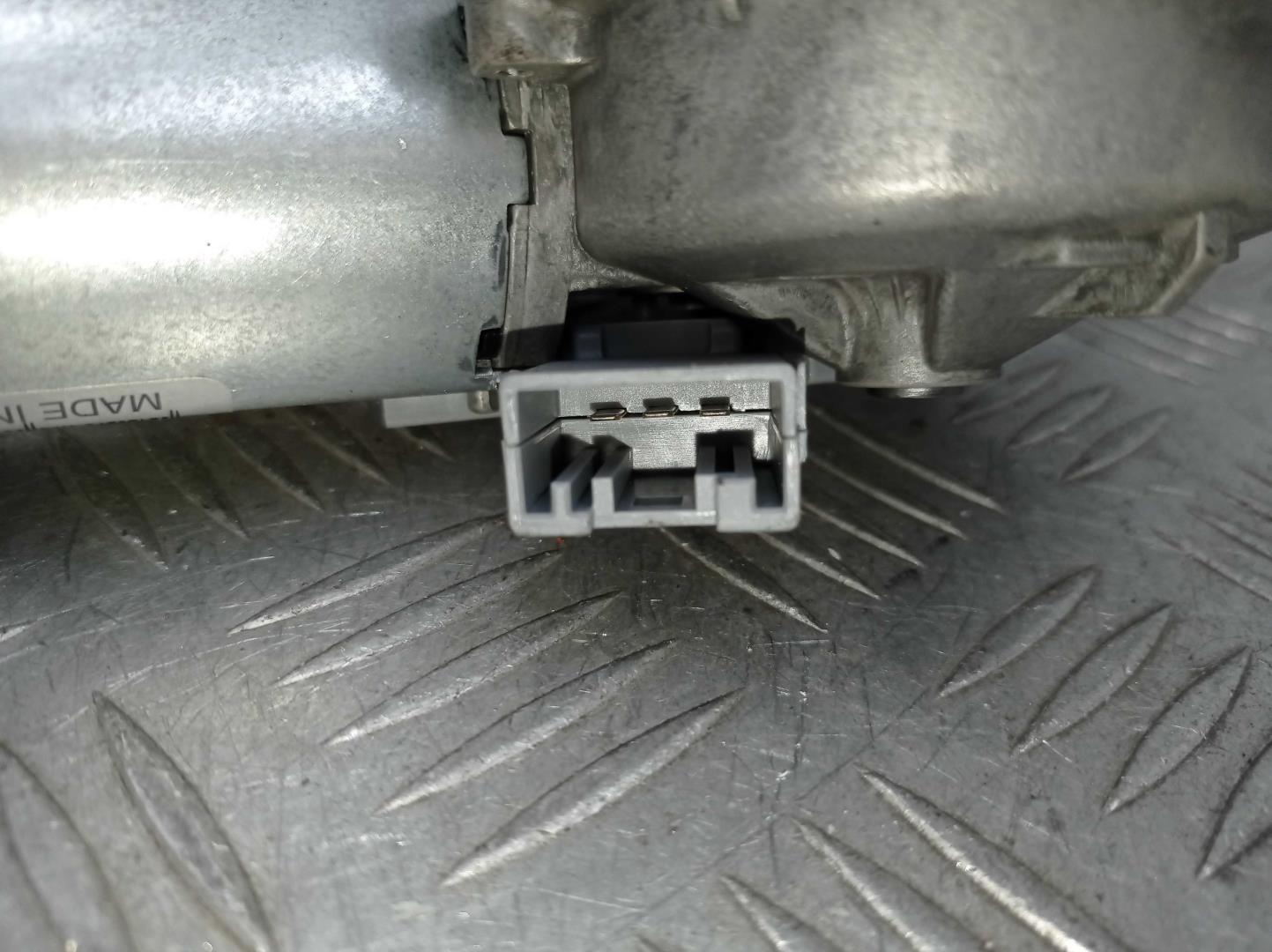 Моторчик стеклоочистителя задний