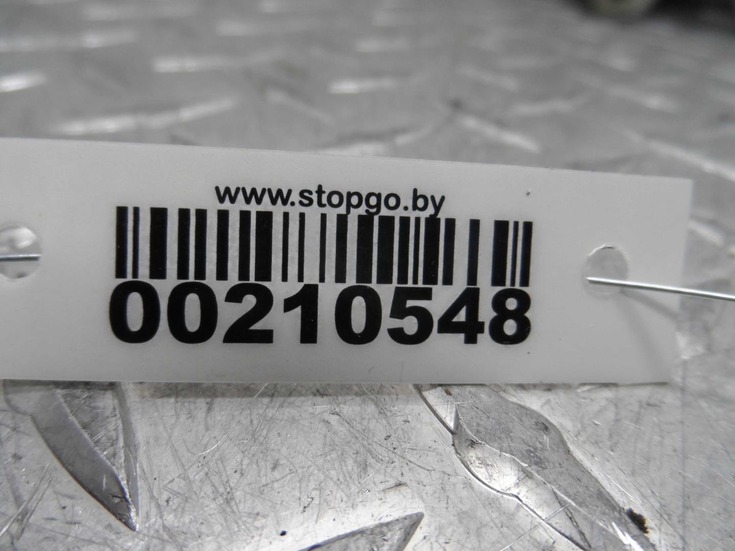 Петля двери