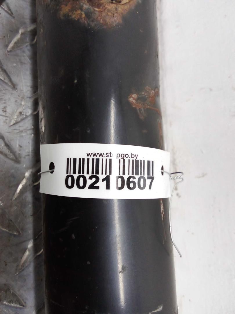 Амортизатор задний левый