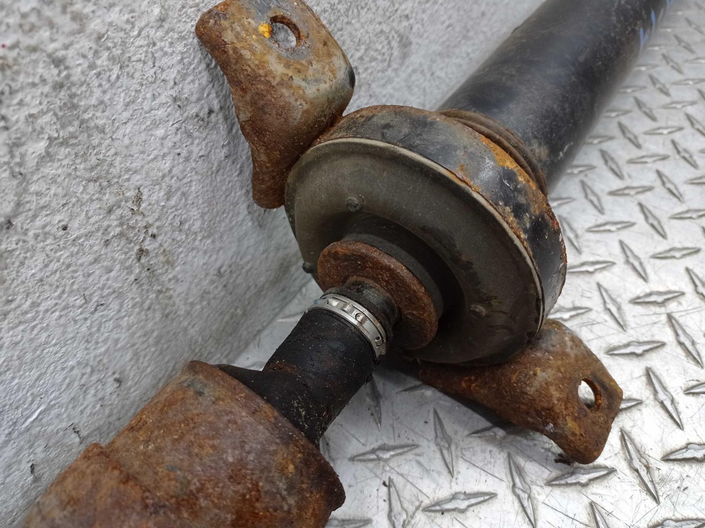 Вал карданный задний