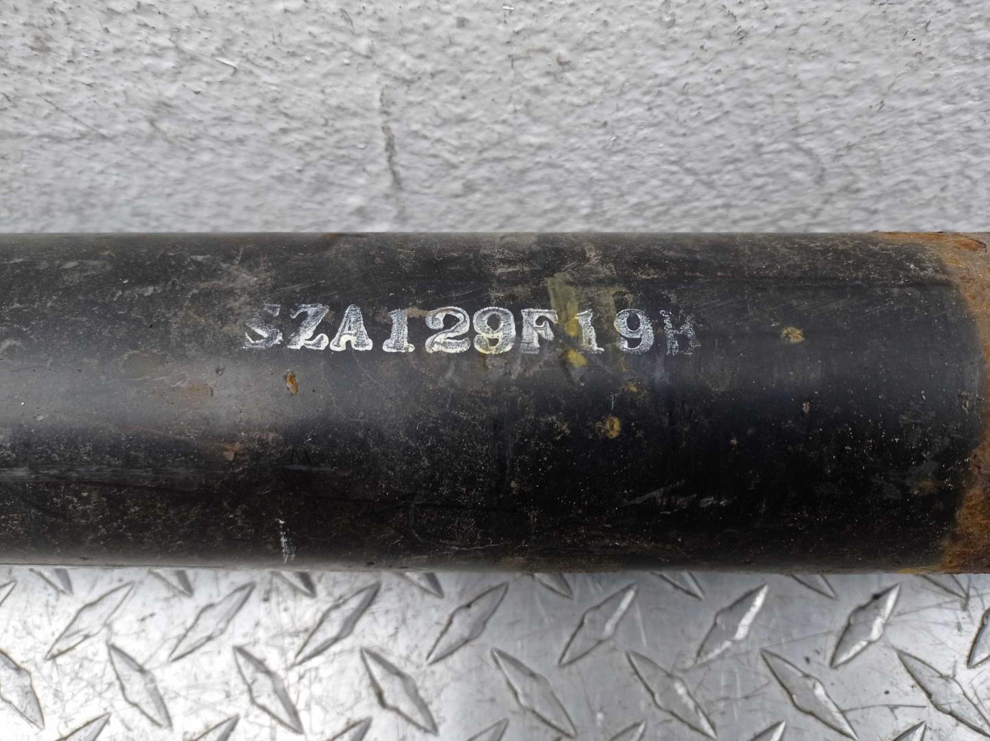 Вал карданный задний