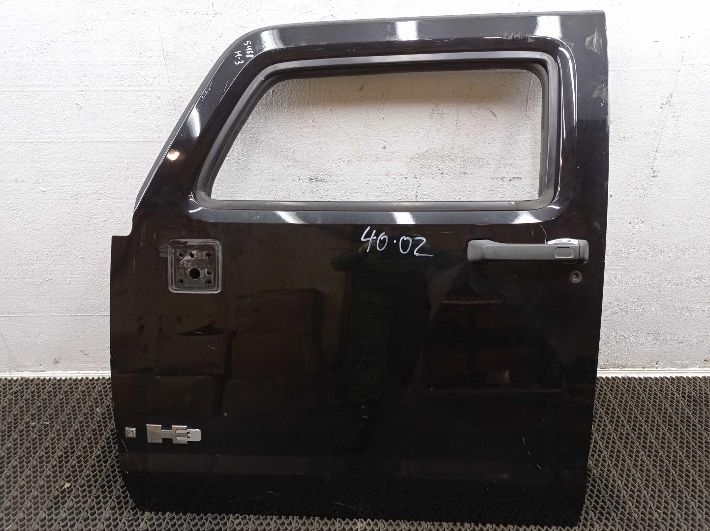 Петля двери передней