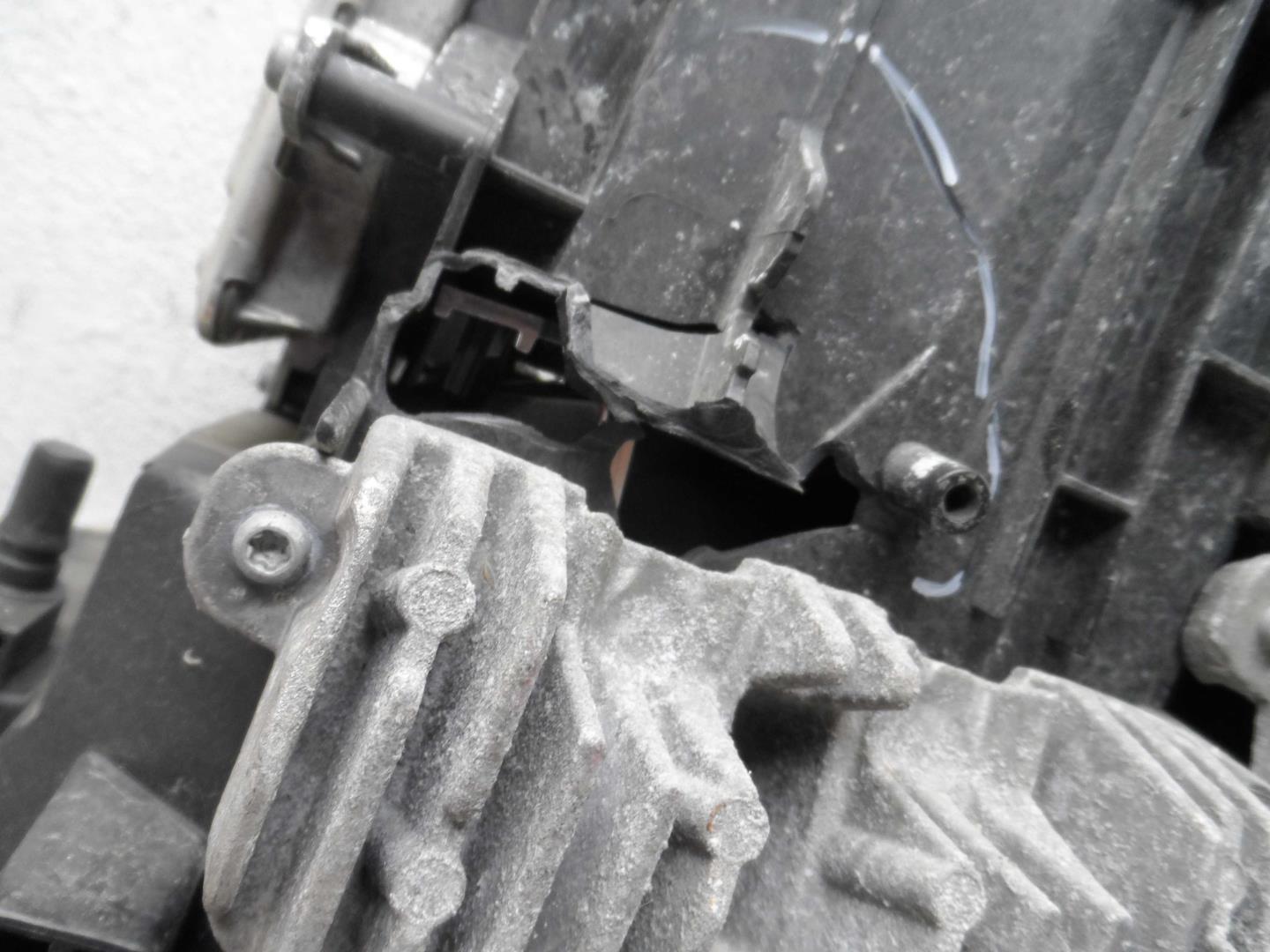 Фара правая