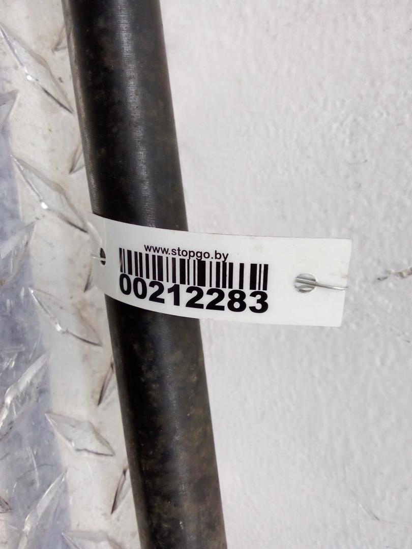 Полуось задняя левая