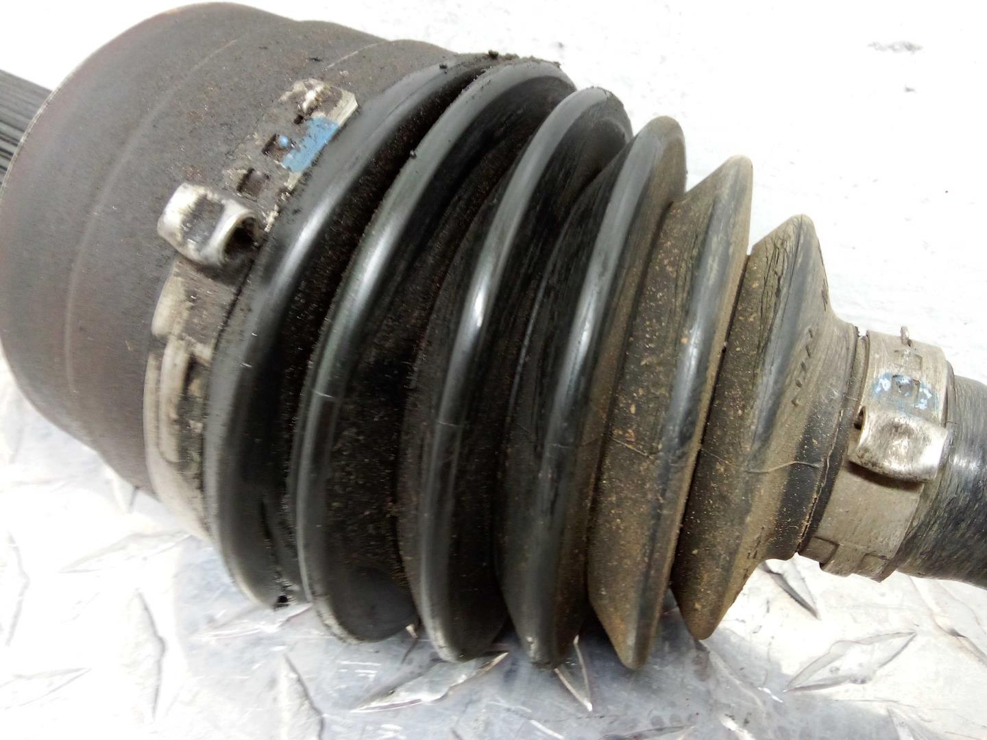 Полуось передняя левая