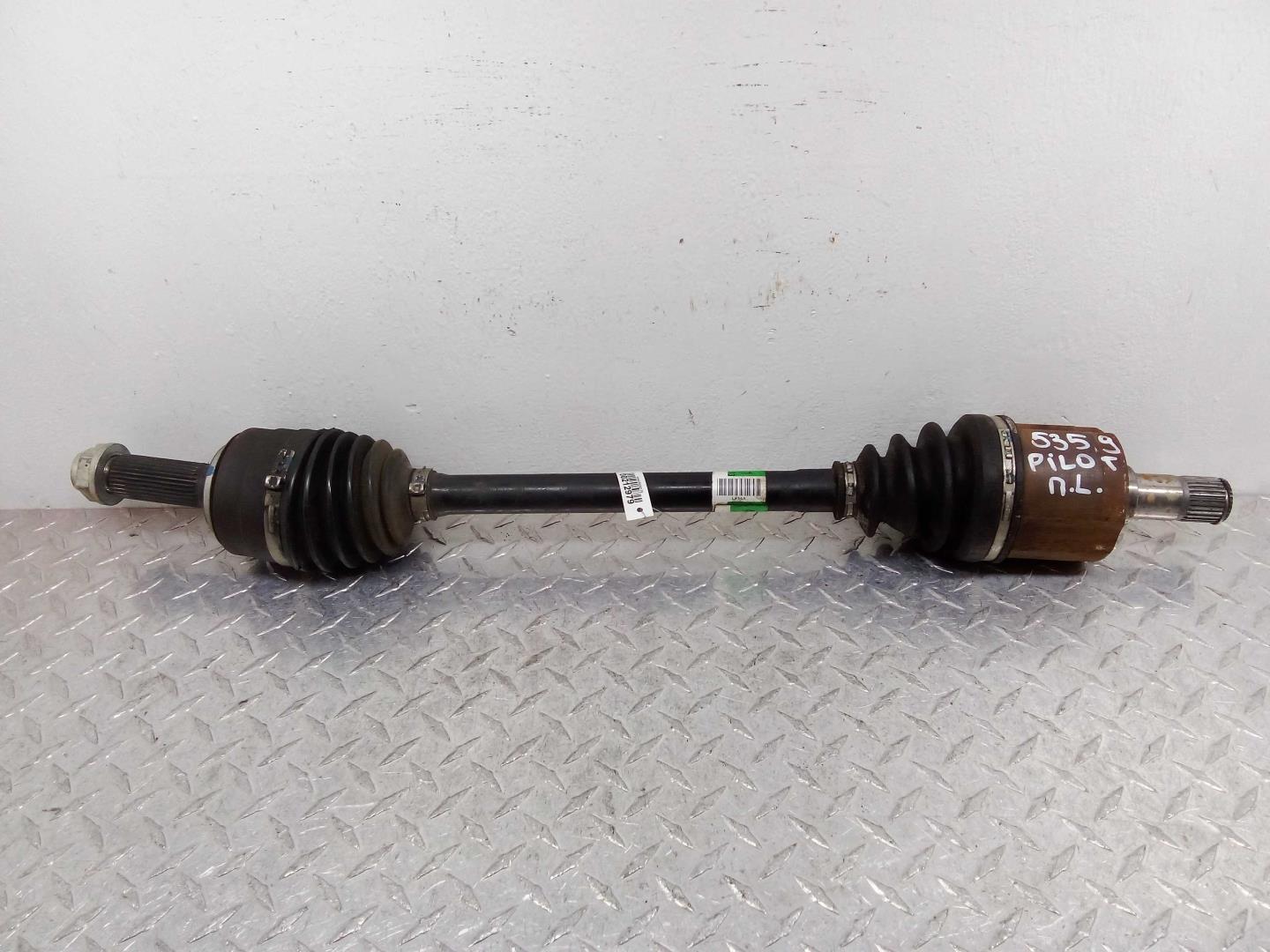 Полуось передняя левая