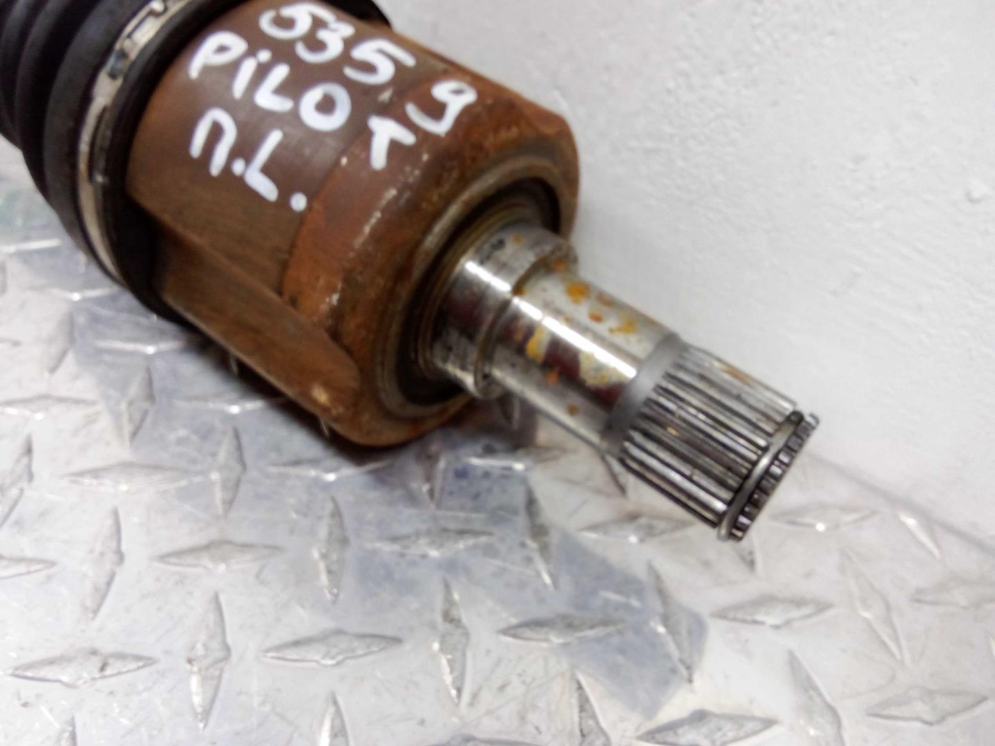 Полуось передняя левая