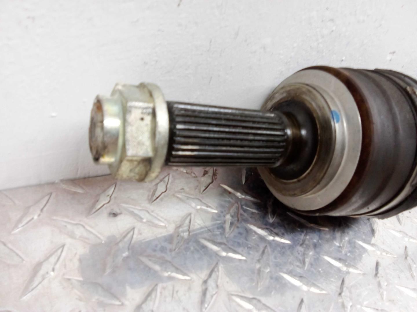 Полуось передняя левая