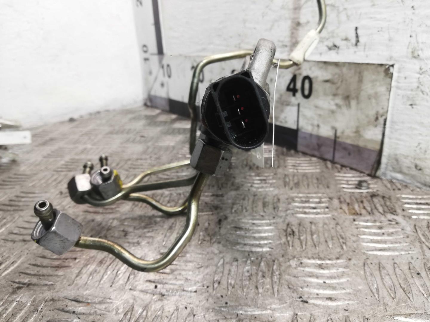 Рейка топливная (рампа)