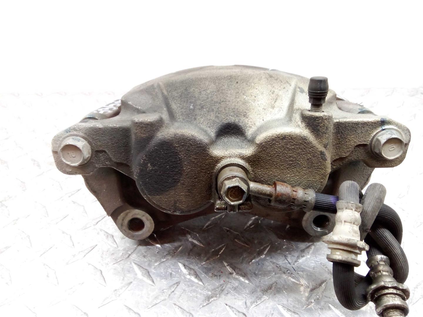 Суппорт передний правый