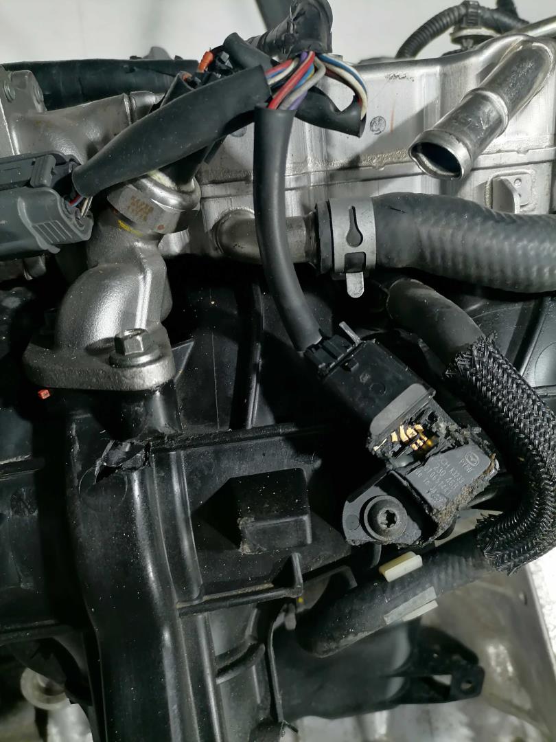 Коллектор впускной