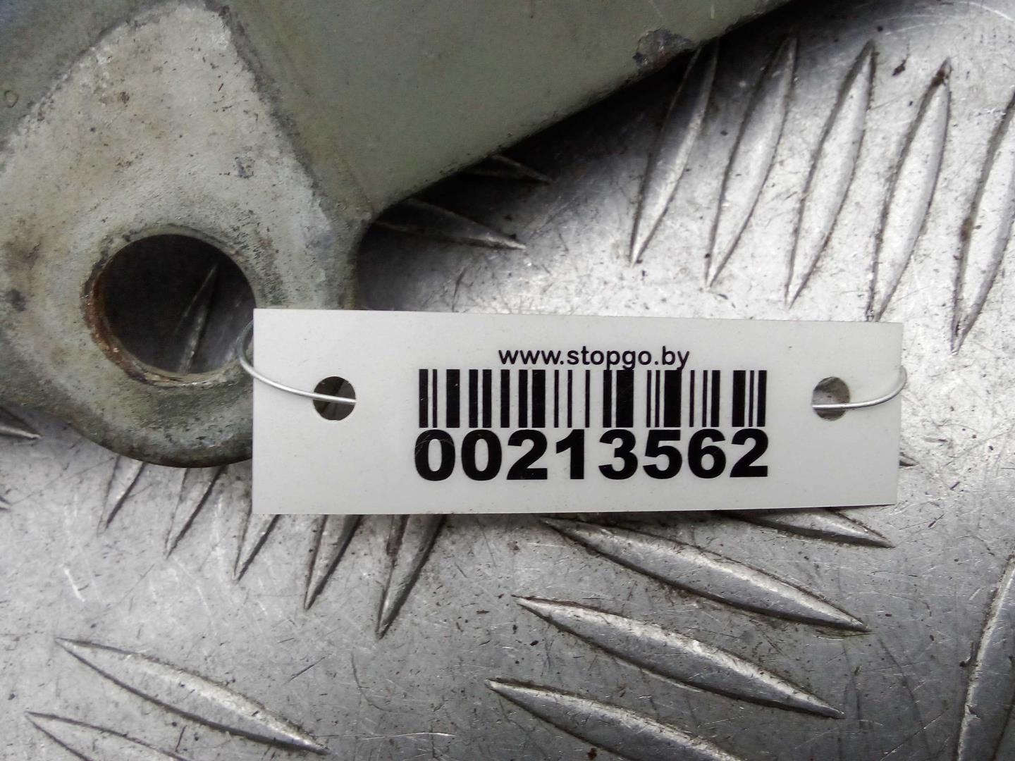 Петля капота левая