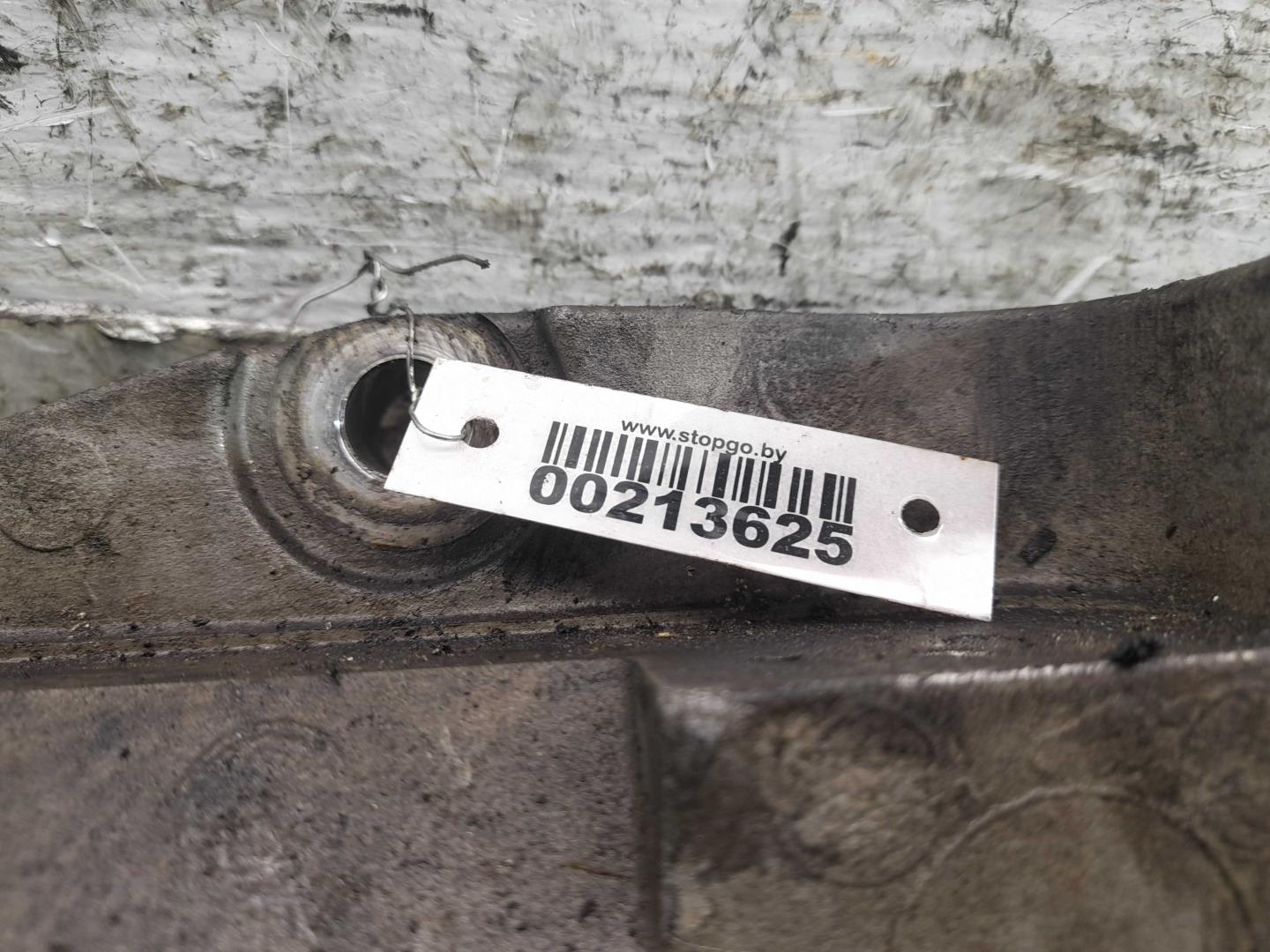 Кронштейн двигателя