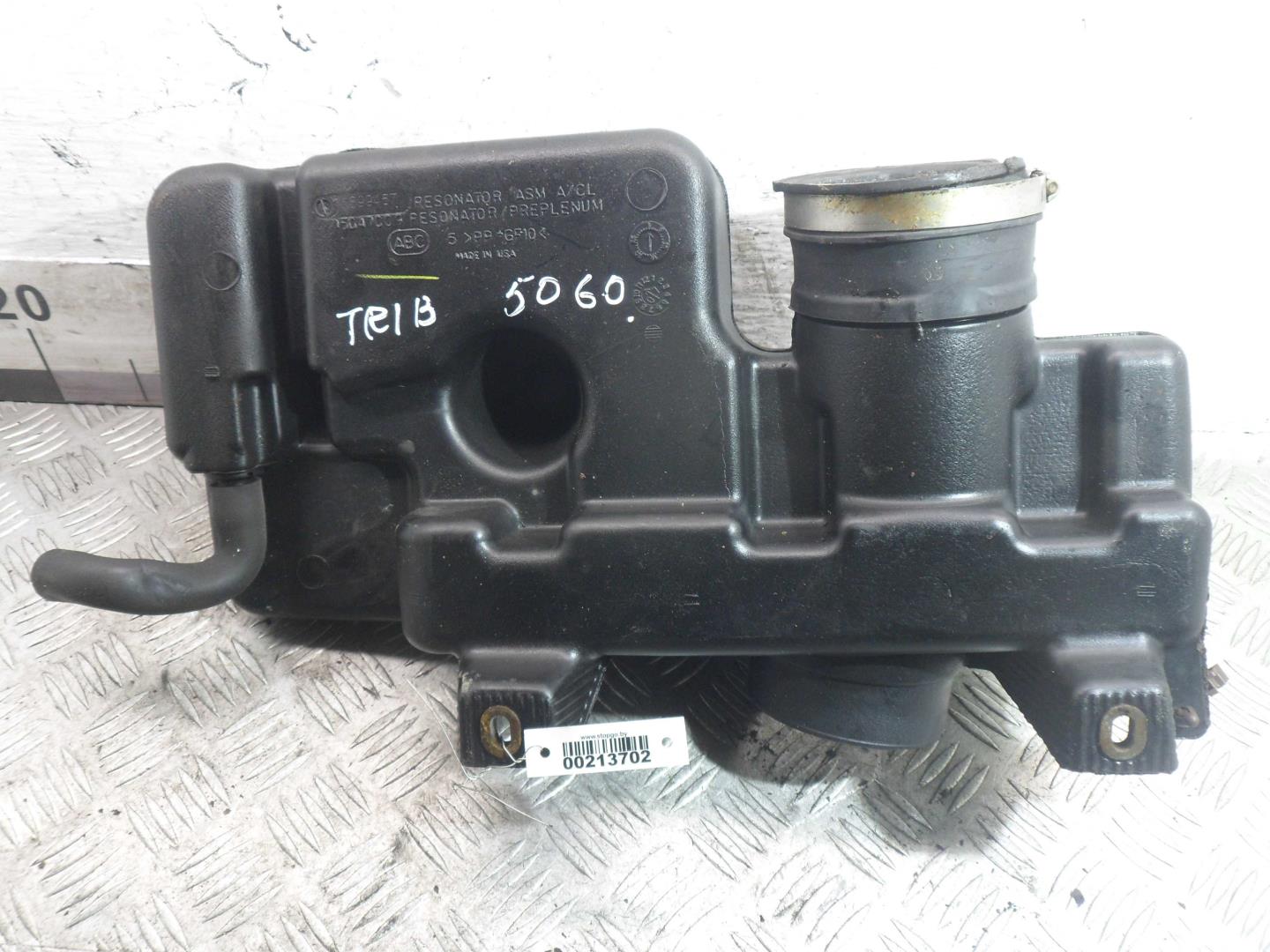 Резонатор воздушного фильтра