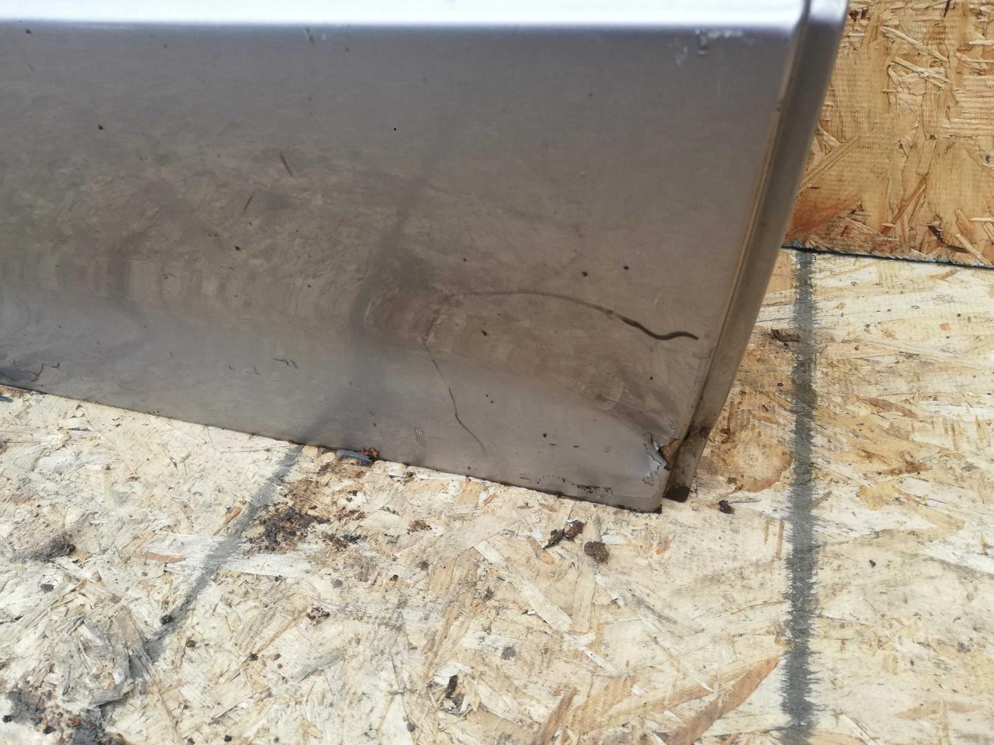 Стекло двери задней правой