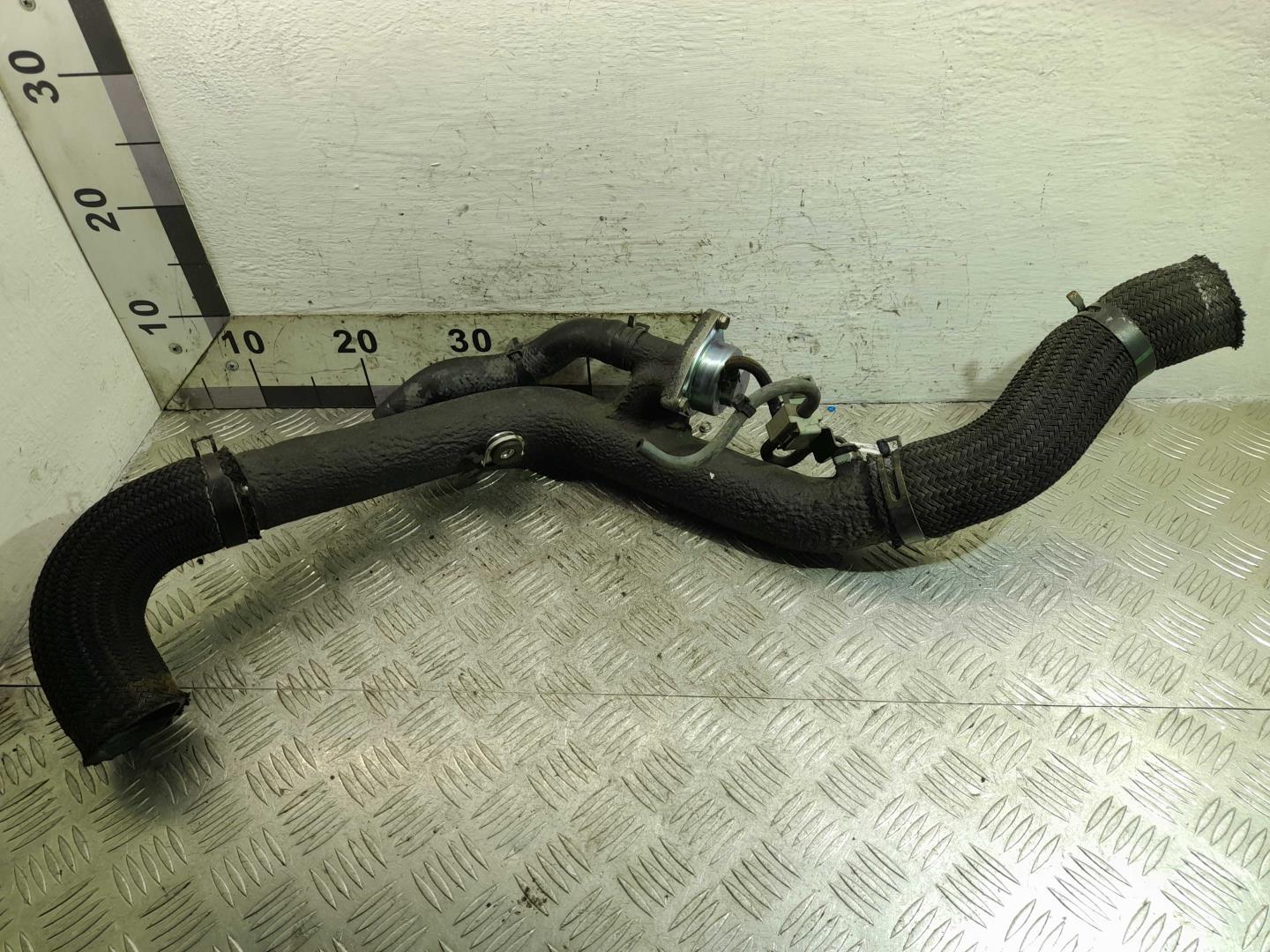 Патрубок интеркулера