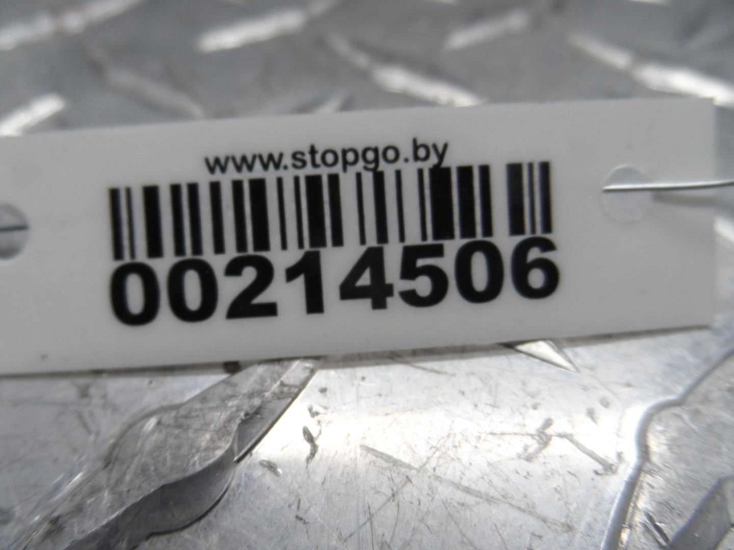 Фонарь задний наружный левый