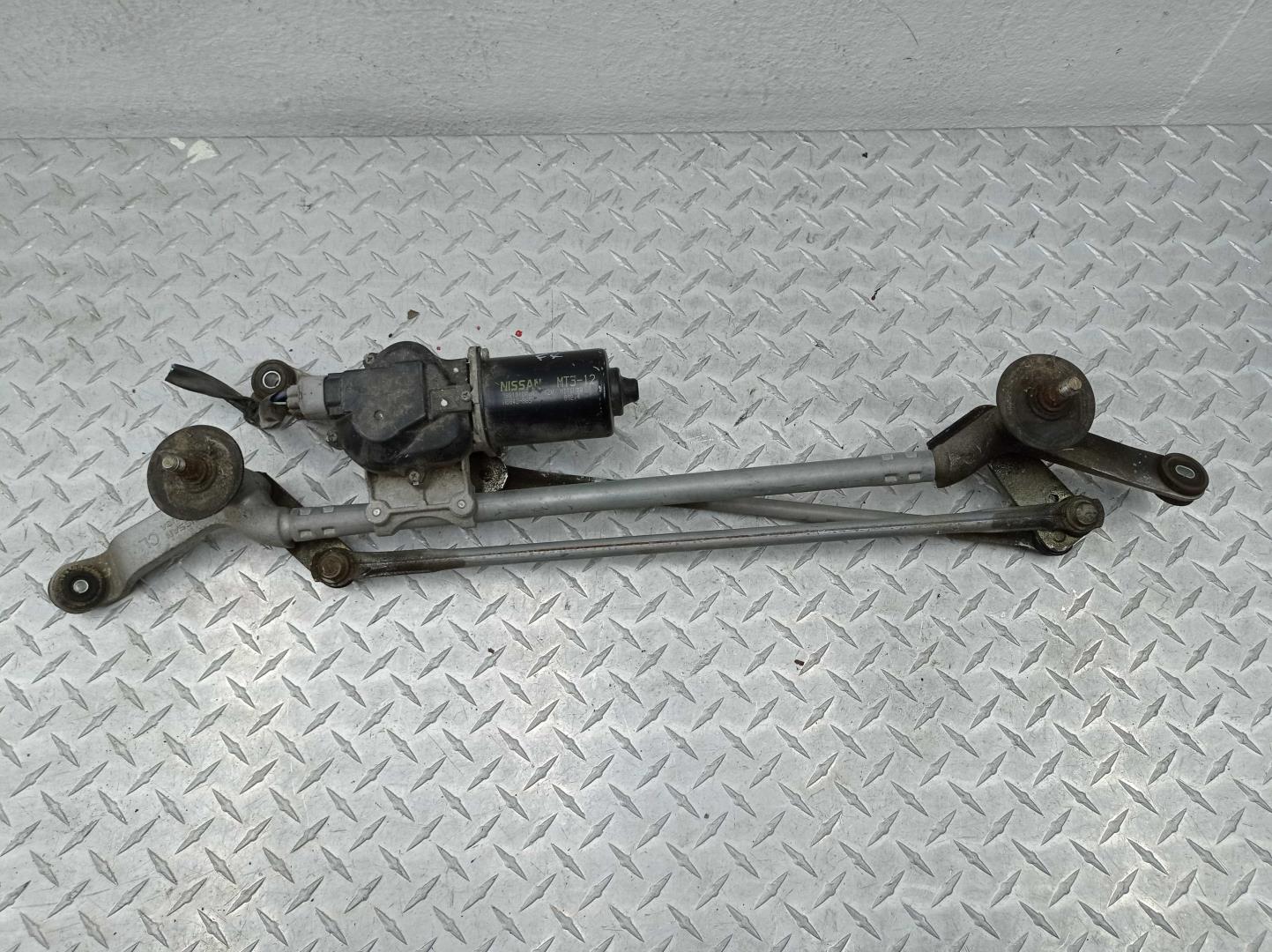 Трапеция стеклоочистителей