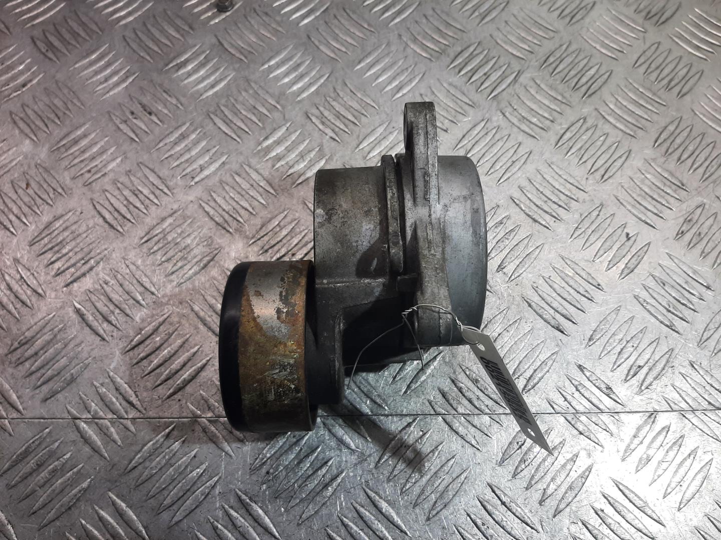 Натяжитель ремня