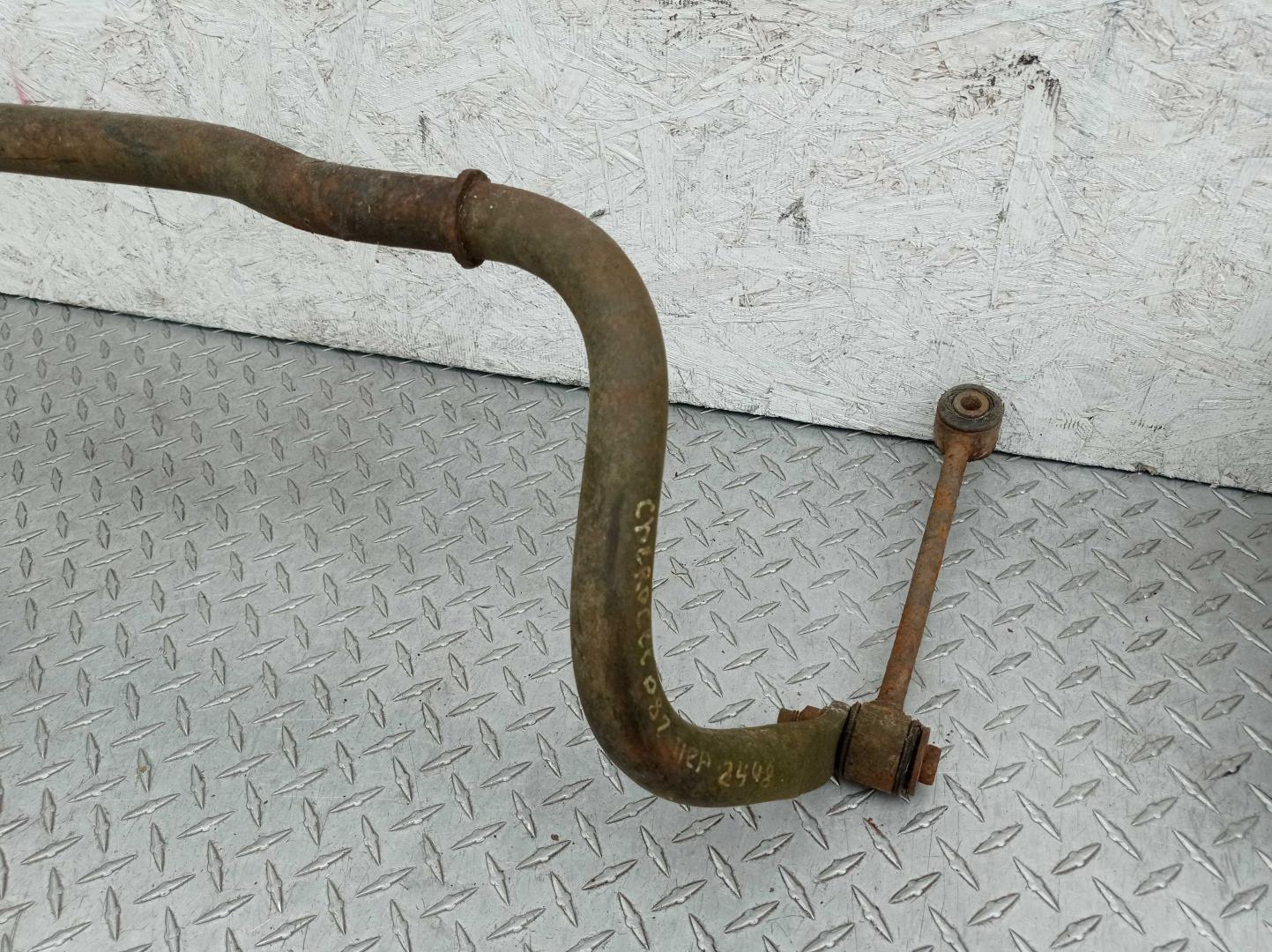 Стабилизатор передний