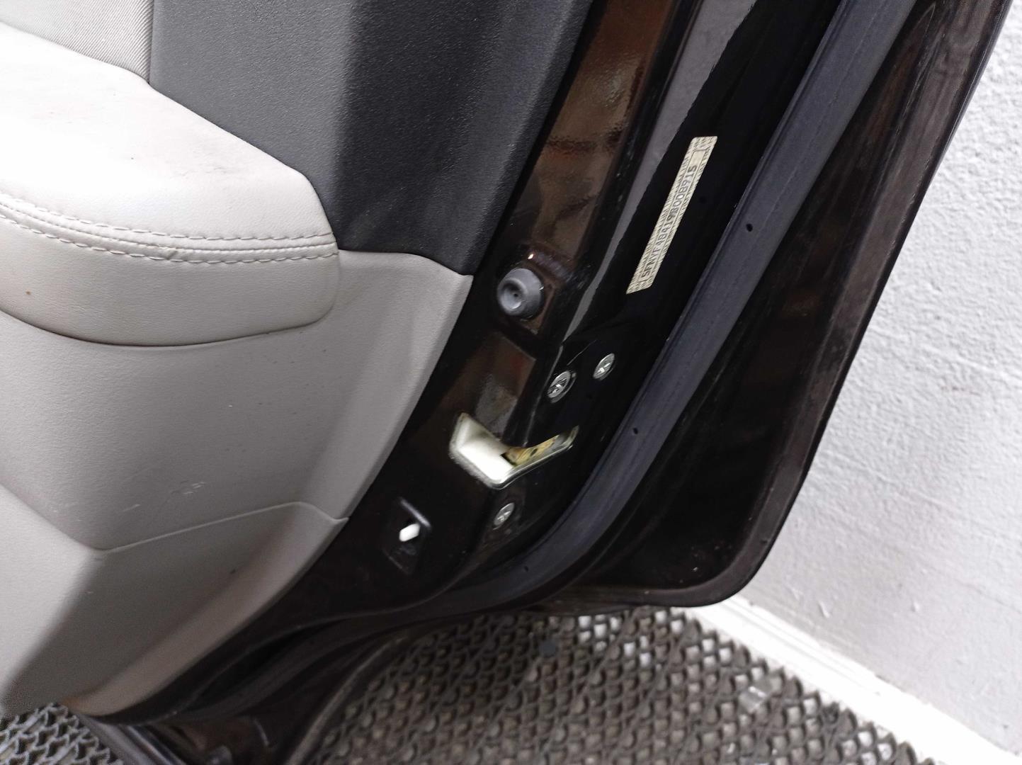 Стеклоподъемник электр. задний правый