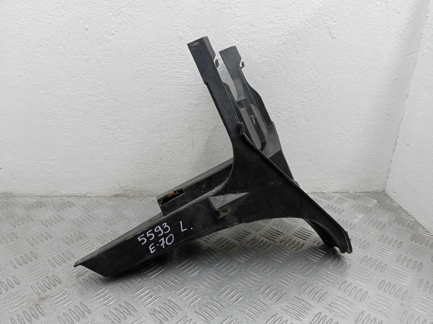 Крепеж фары