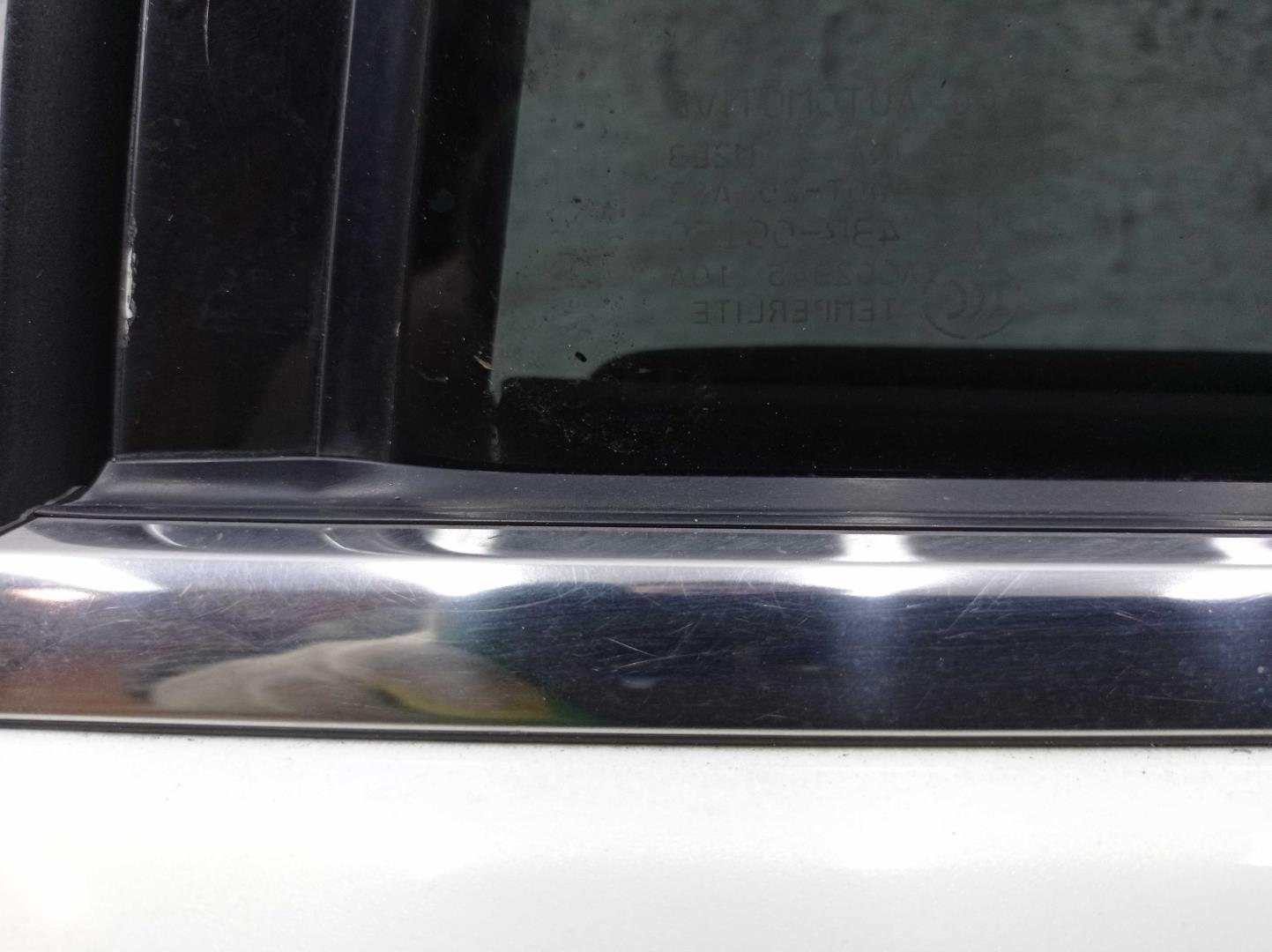 Стеклоподъемник электр. задний правый