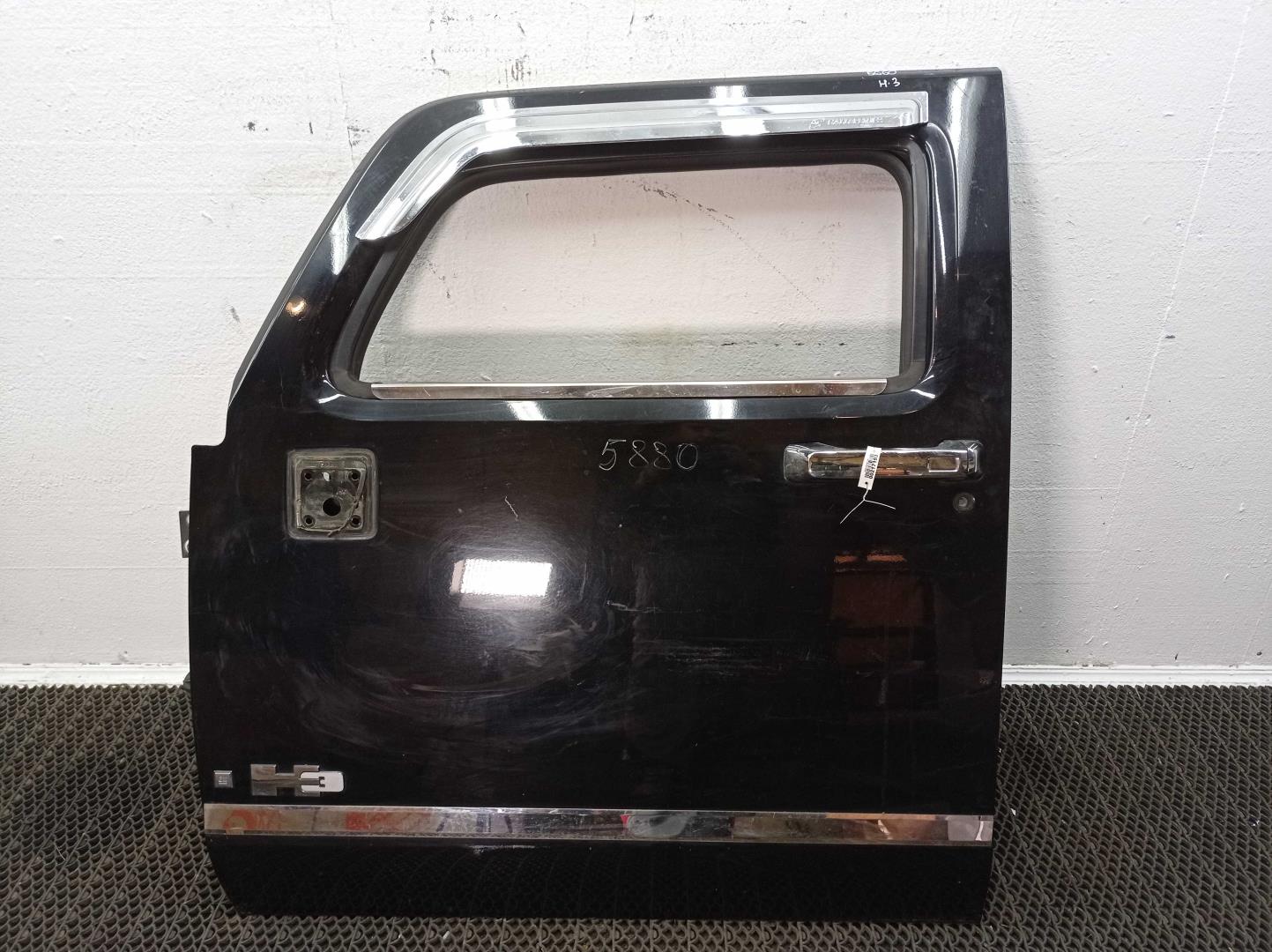 Ручка двери передней наружная левая