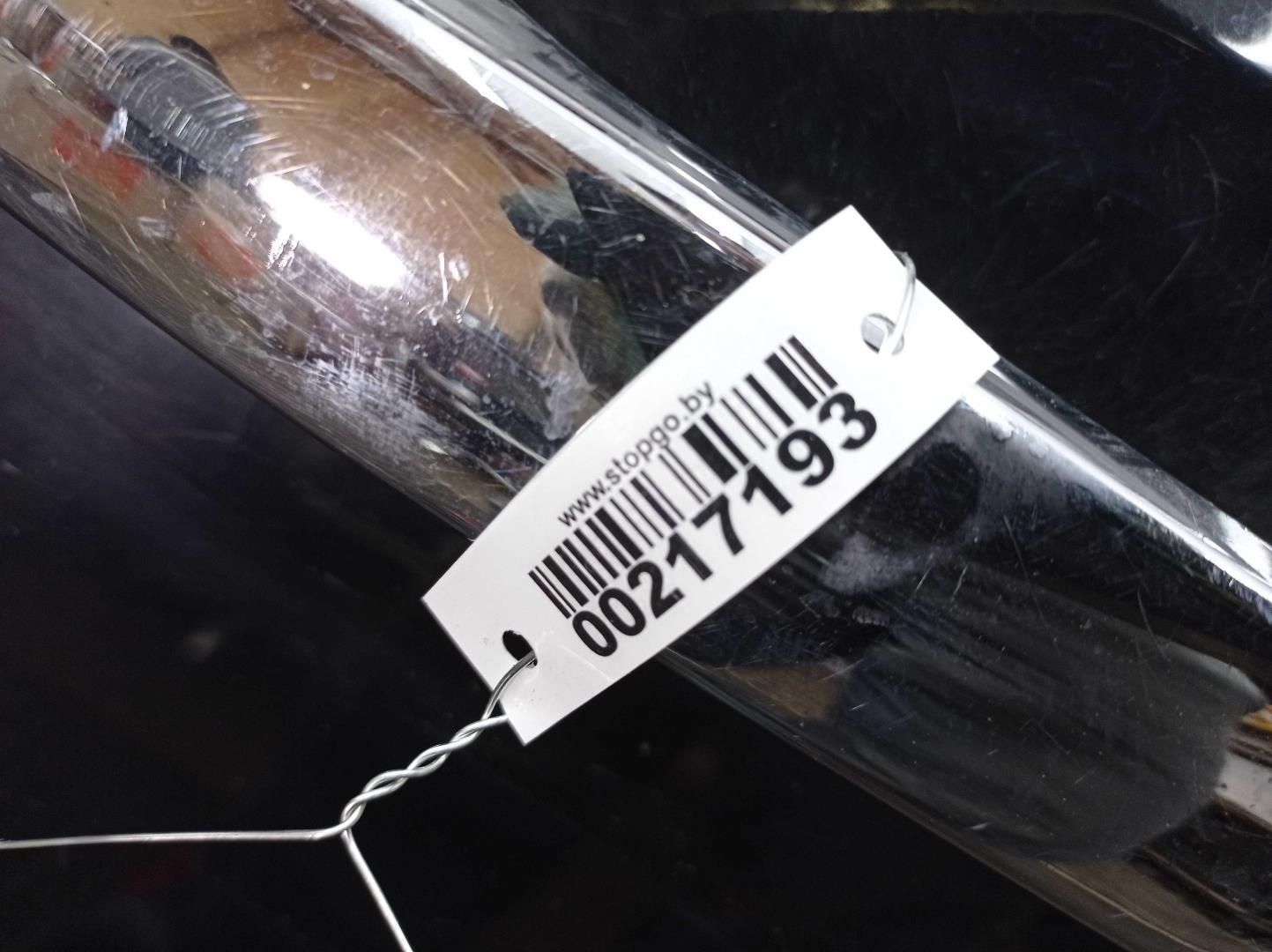 Петля двери передней