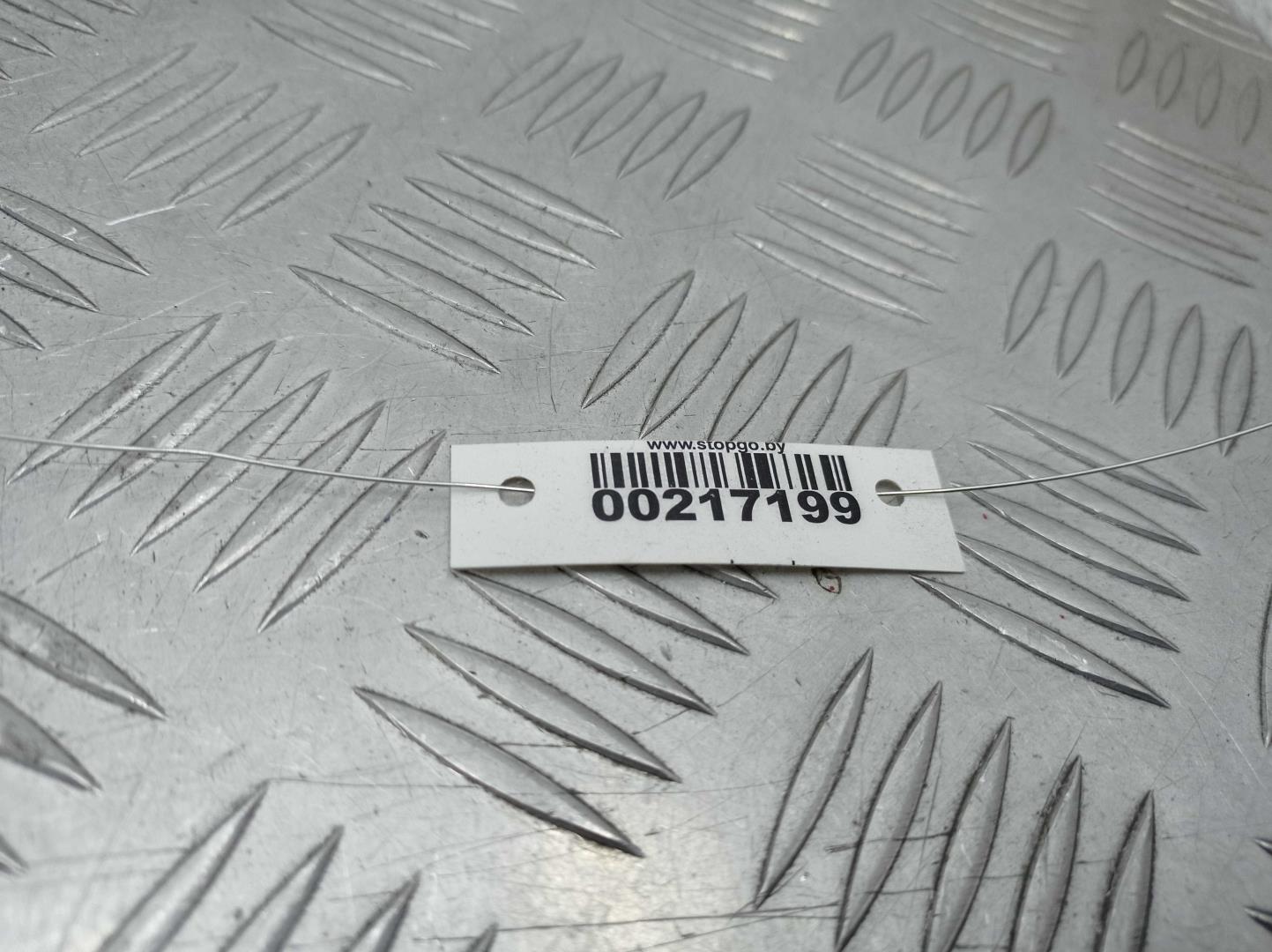 Фонарь задний наружный левый