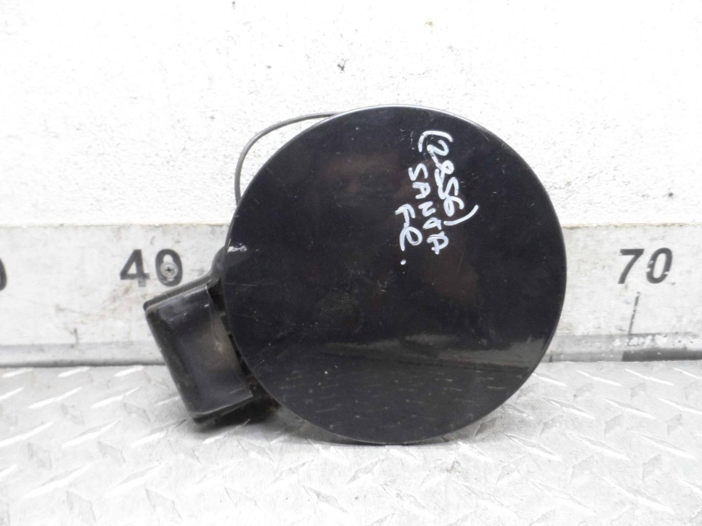 Лючок бензобака