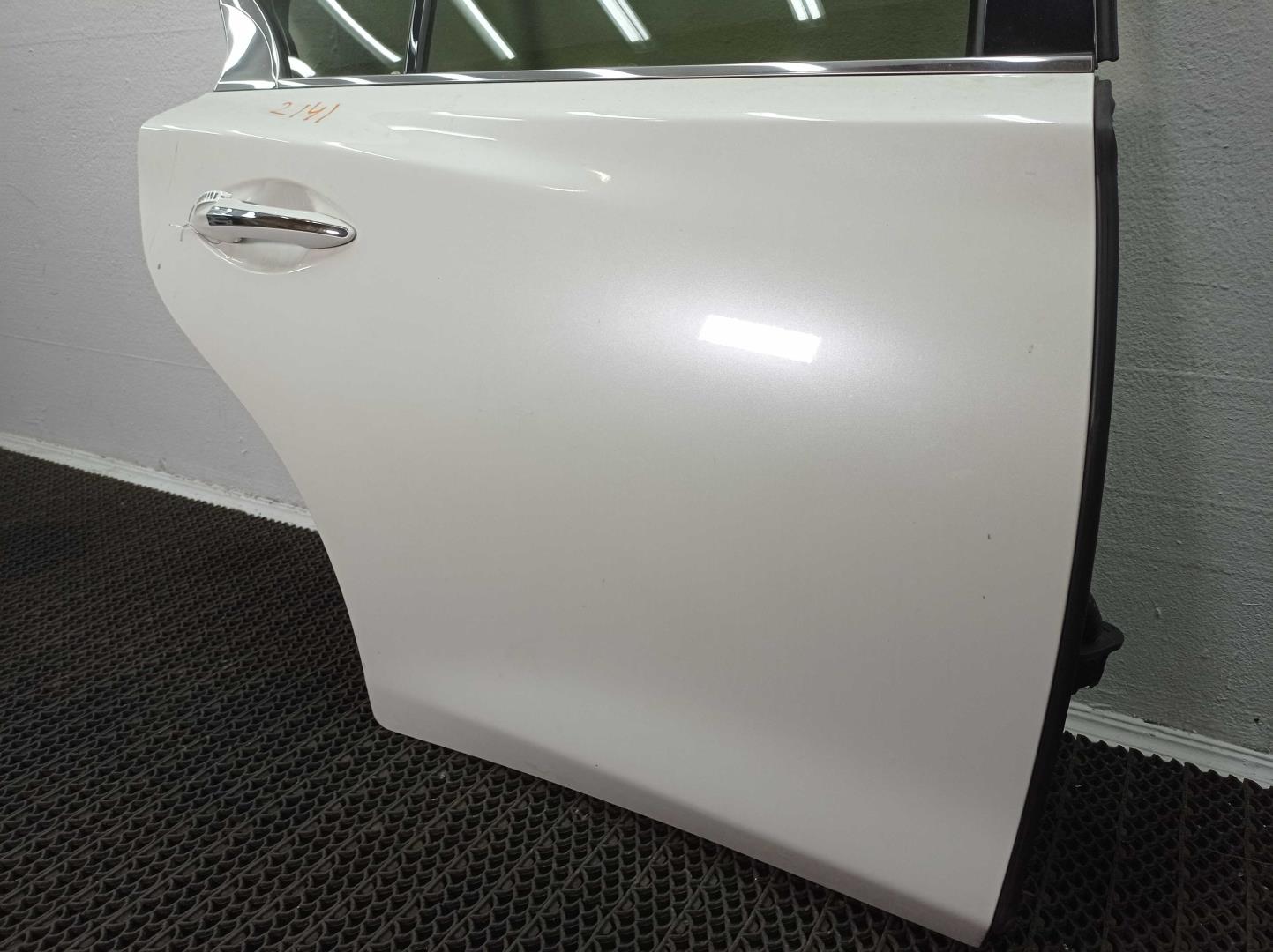 Ручка двери задней наружная правая