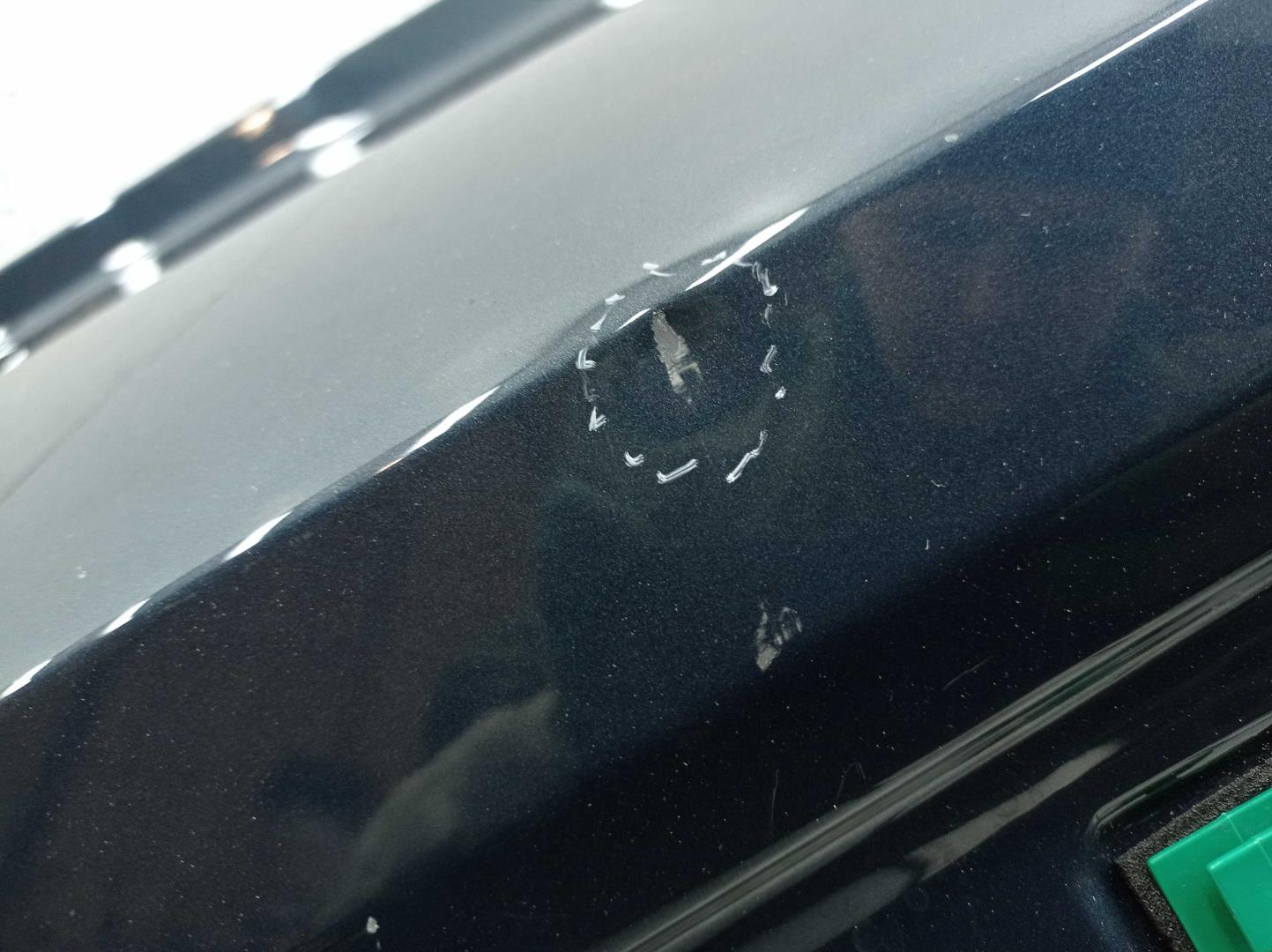 Крыло переднее левое