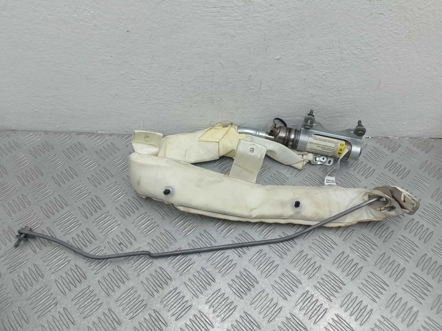 Подушка безопасности боковая (шторка)