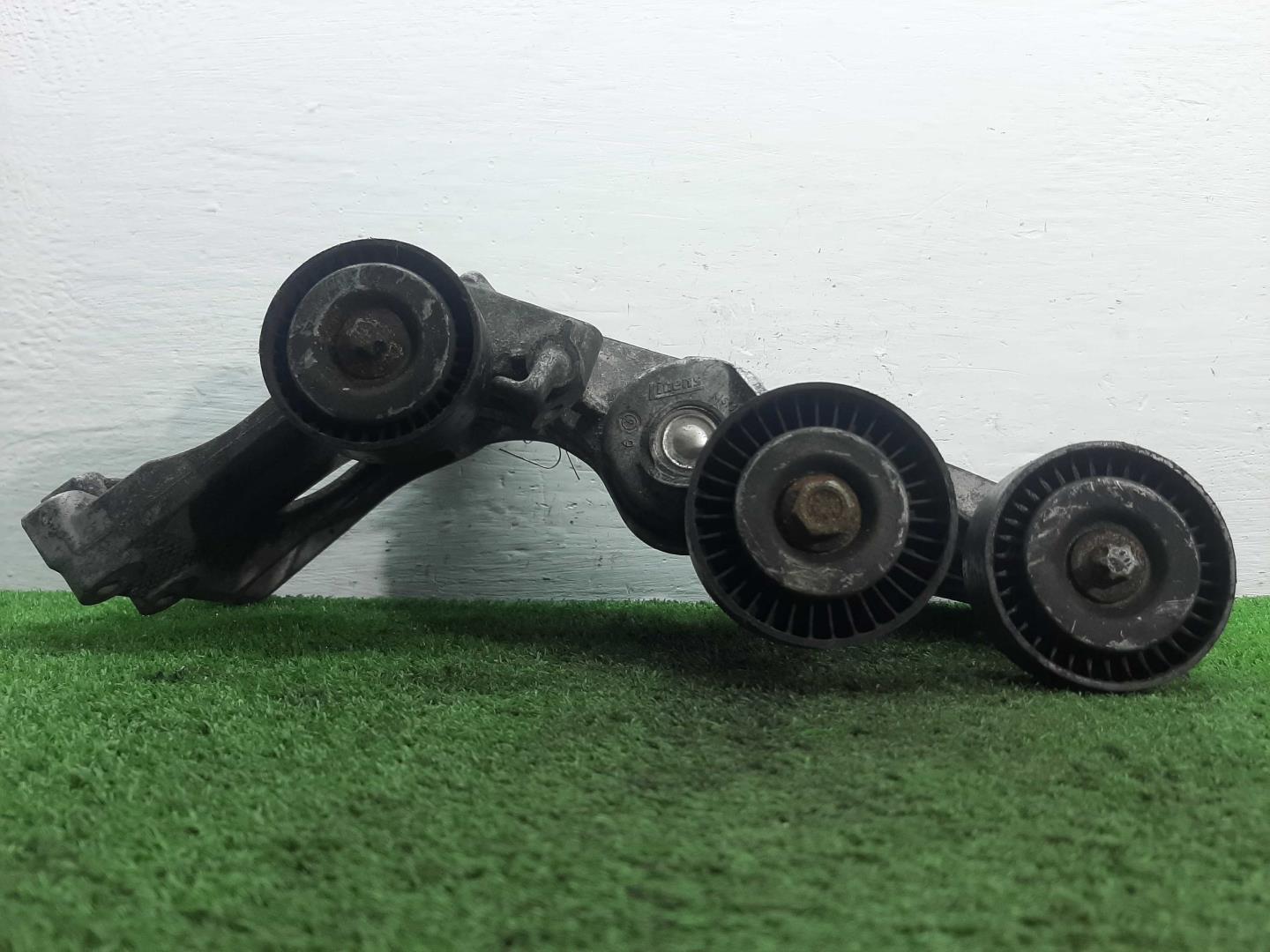 Кронштейн генератора