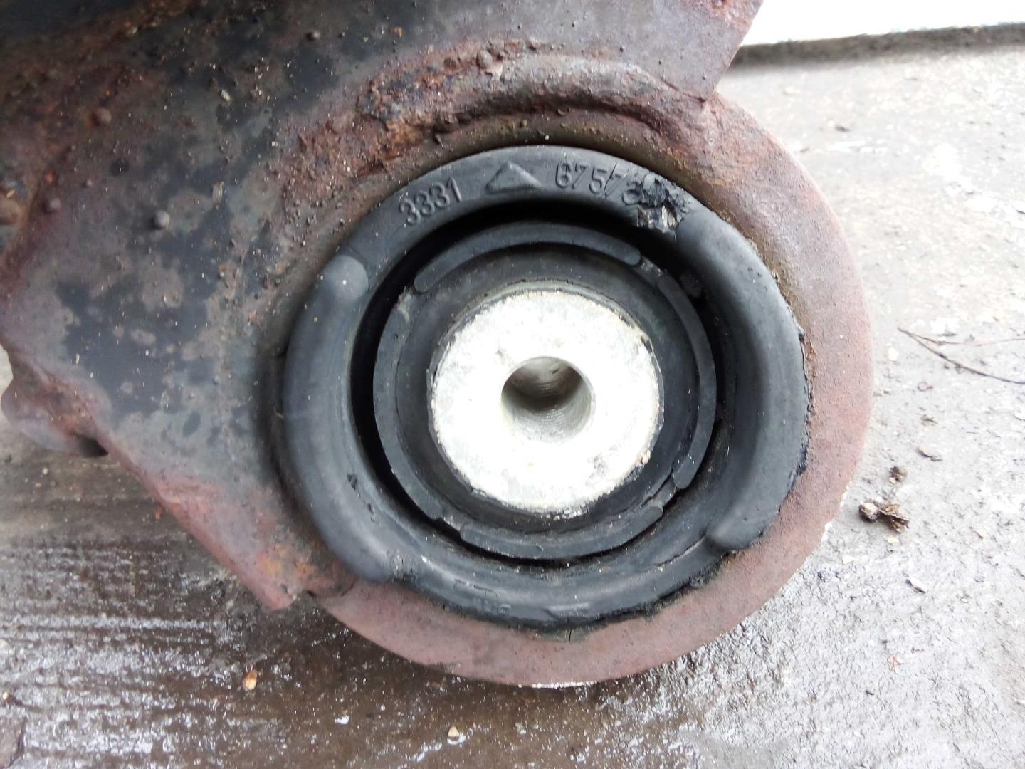 Балка задняя