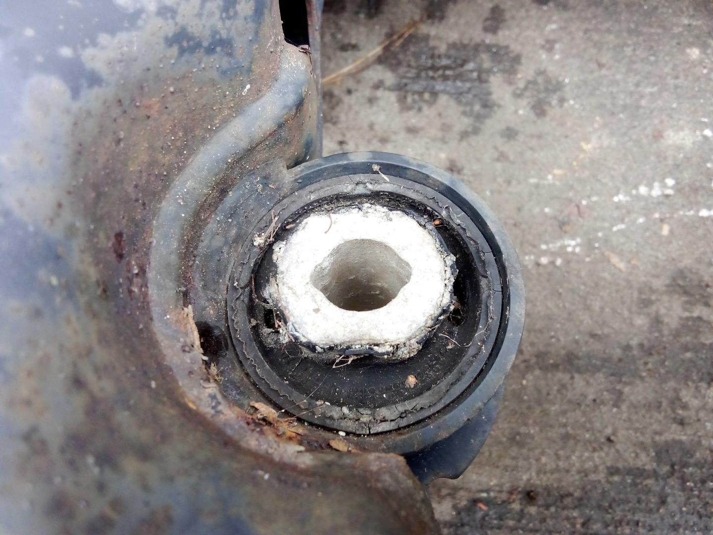 Балка задняя