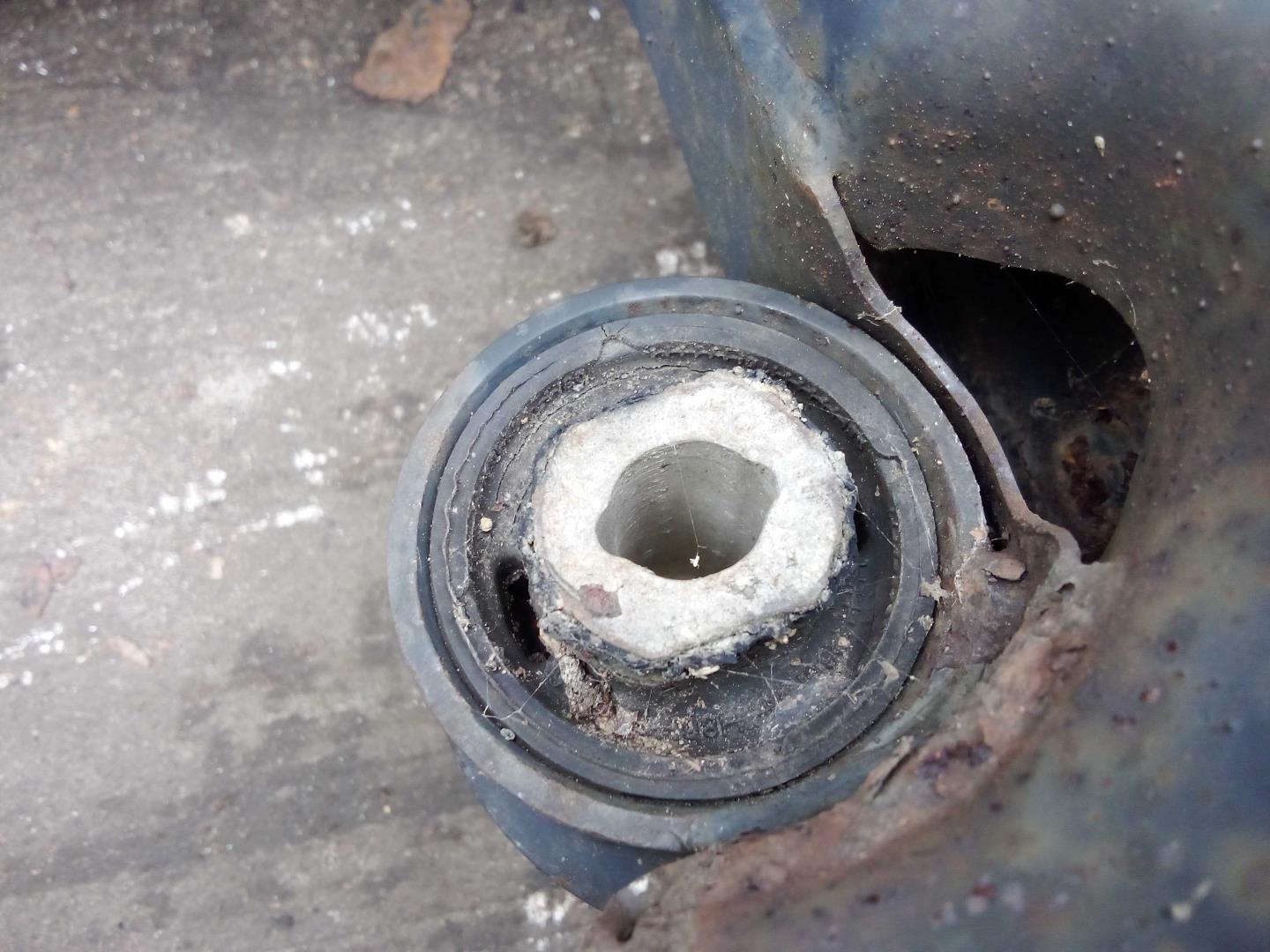 Балка задняя