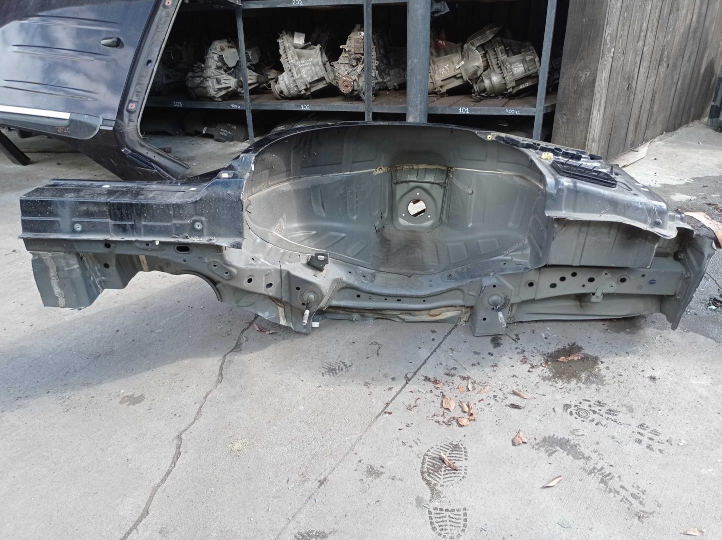 Крыло заднее левое