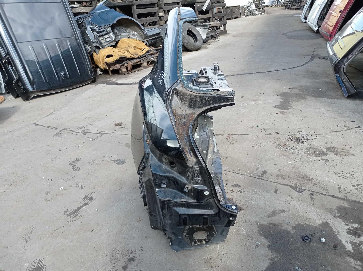 Крыло заднее левое