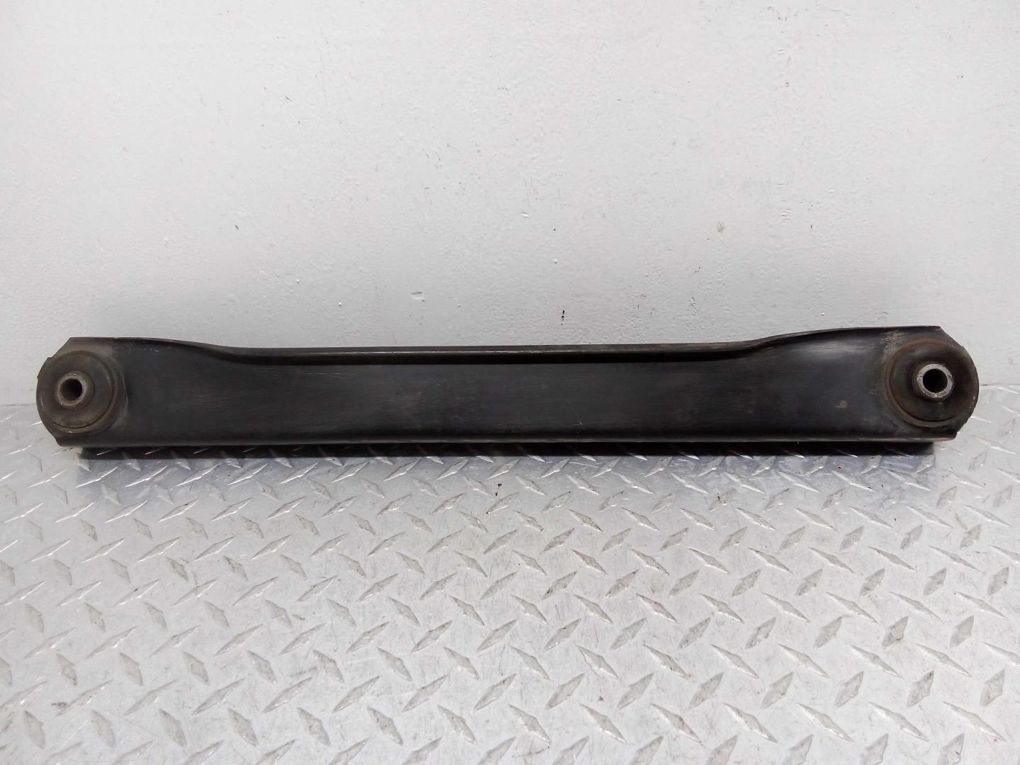 Рычаг задний правый