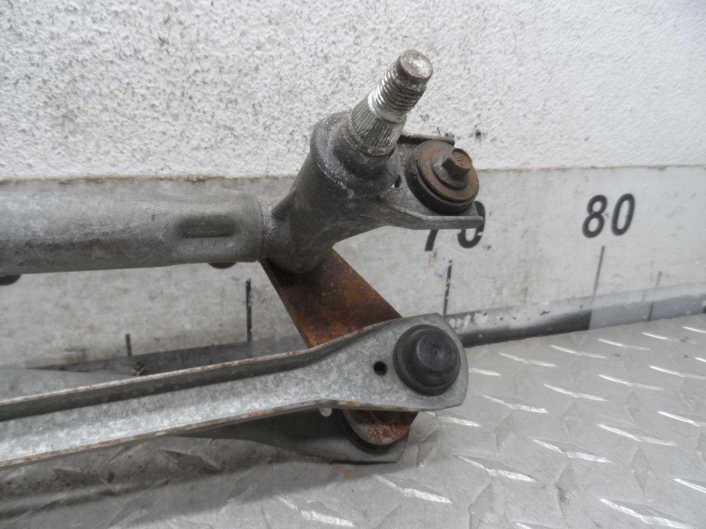 Трапеция стеклоочистителей