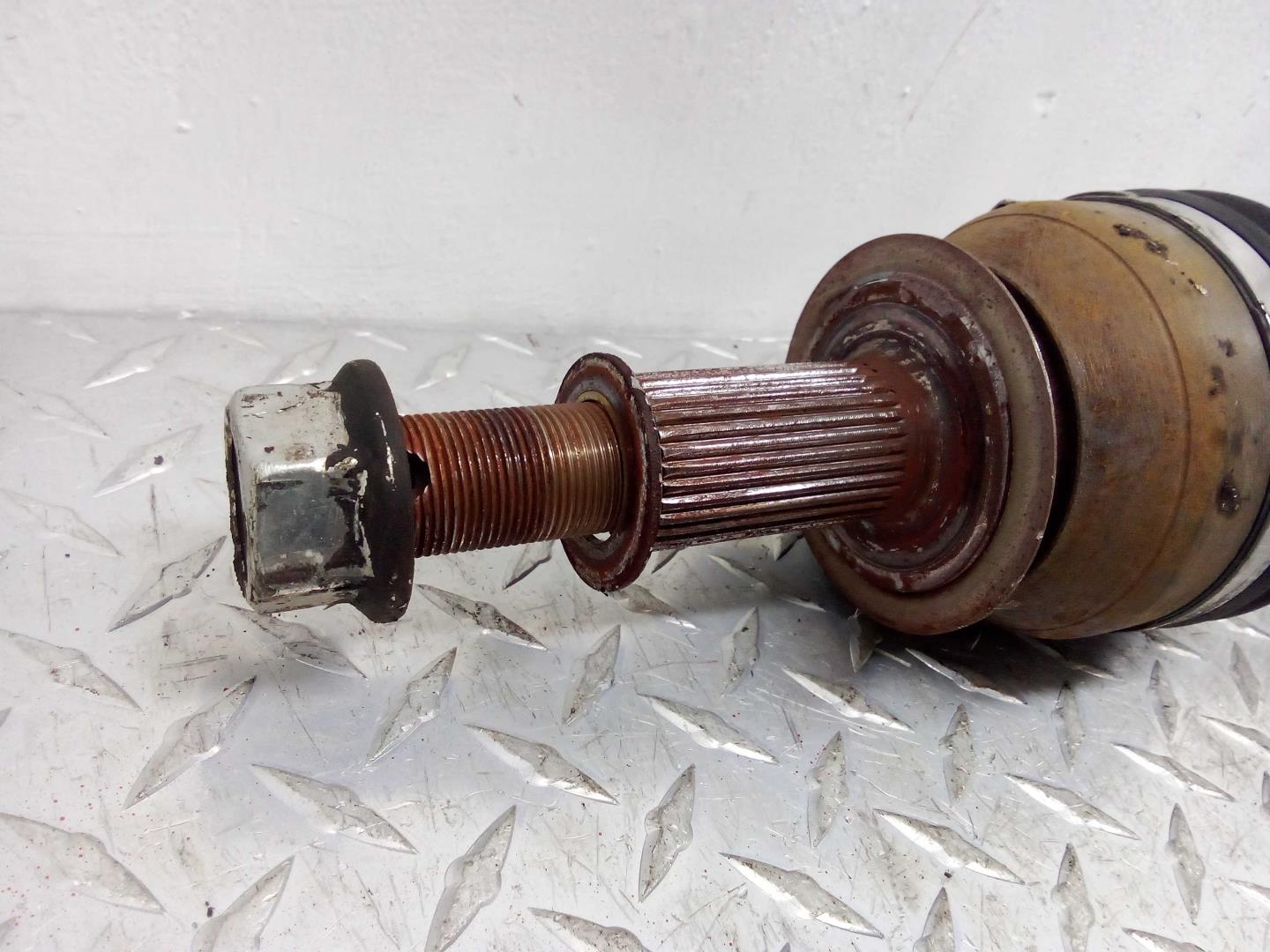 Полуось задняя правая