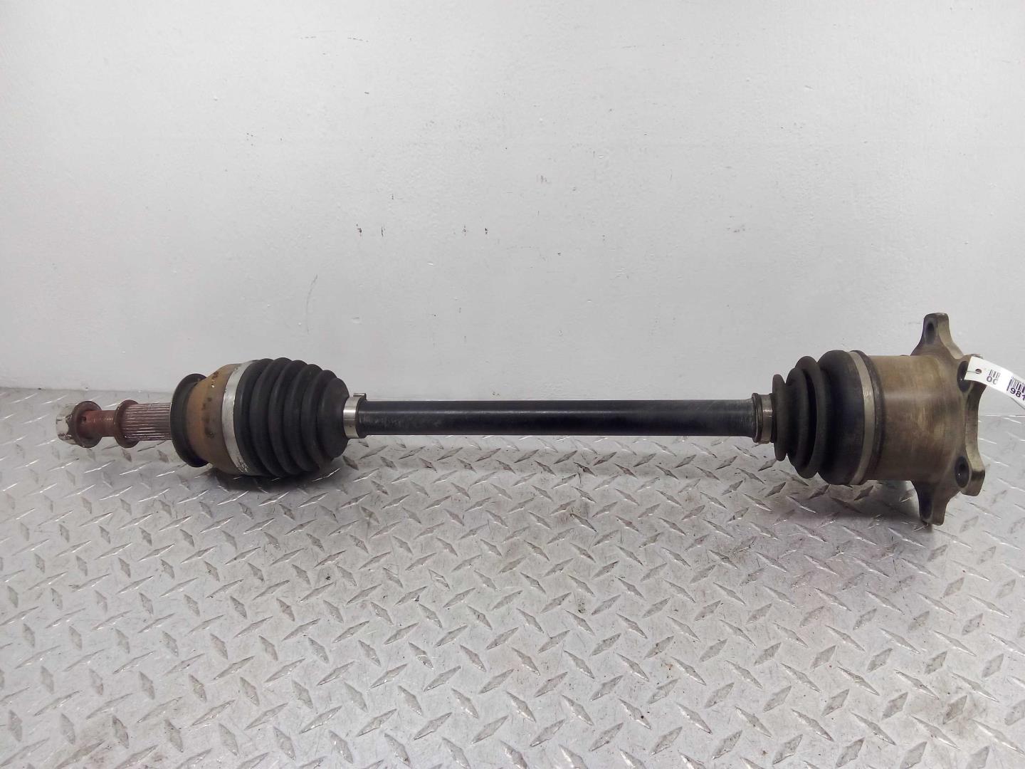 Полуось задняя правая