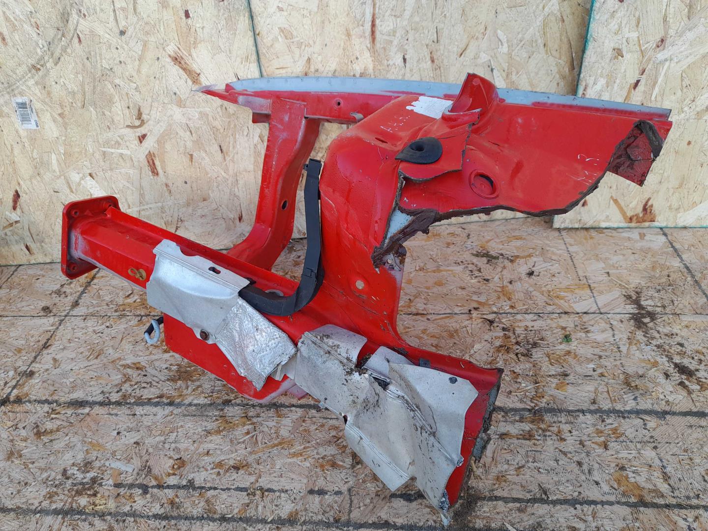 Лонжерон передний правый